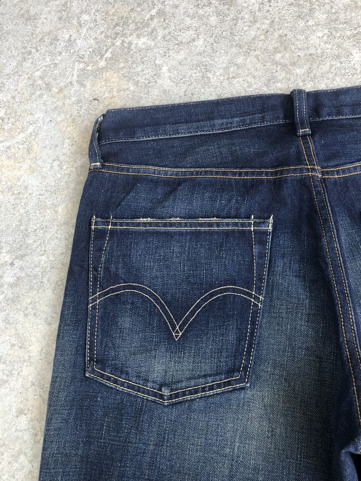 If Six Was Nine Levis 507 Flared Jeans Distressed Denim Size US 33 - 15 Thumbnail