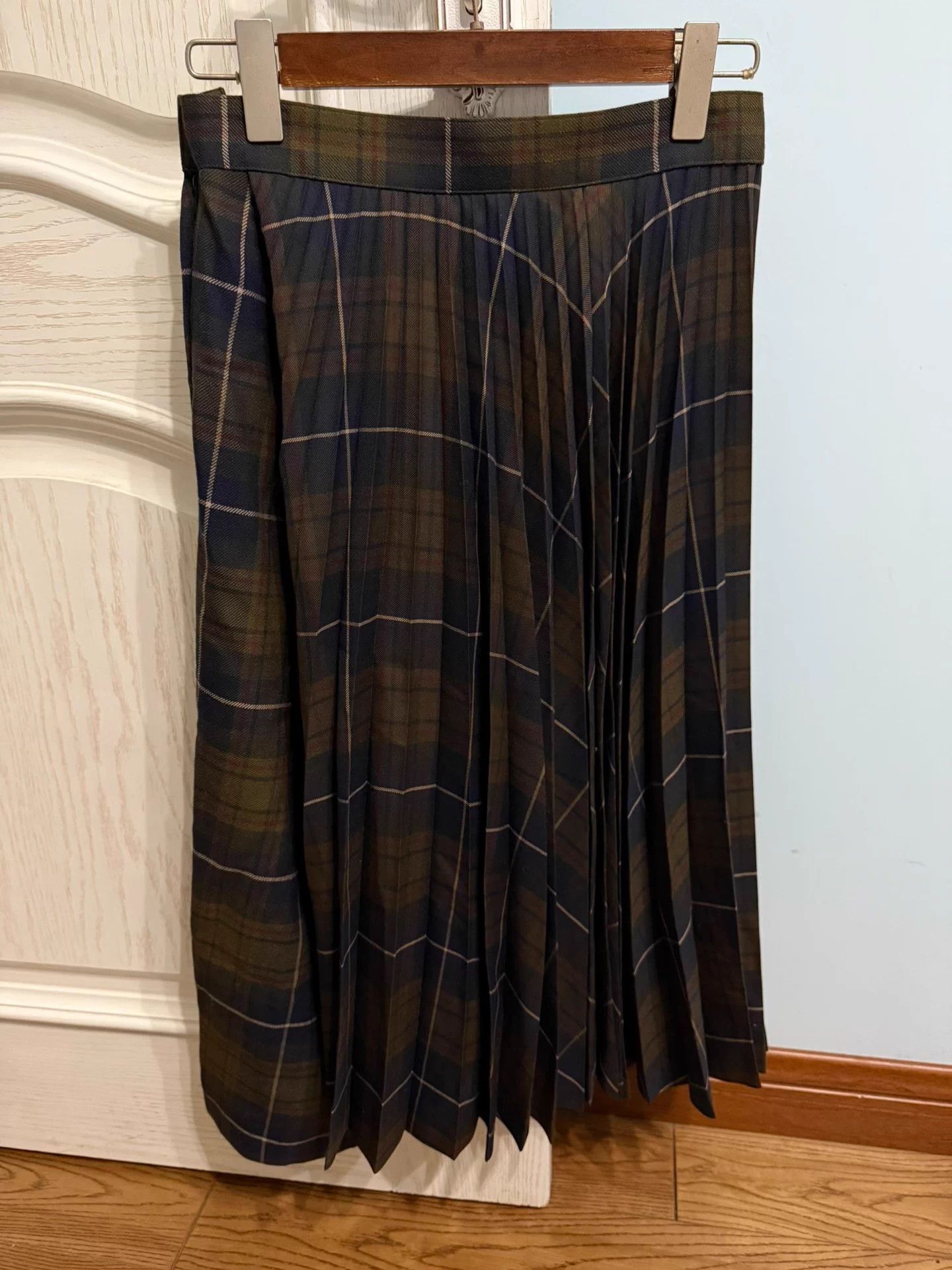 Junya Watanabe Junya Watanabe Pleated Culottes 95 New Waist 72 Size 26" / US 2 / IT 38 - 2 Thumbnail