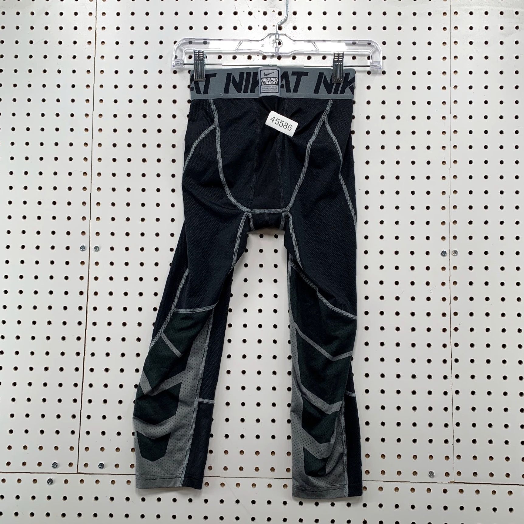 Nike Nike Pro Combat 3/4 Compressions Pants Mens Small Black Gray 22x19 Size US 29 - 3 Thumbnail