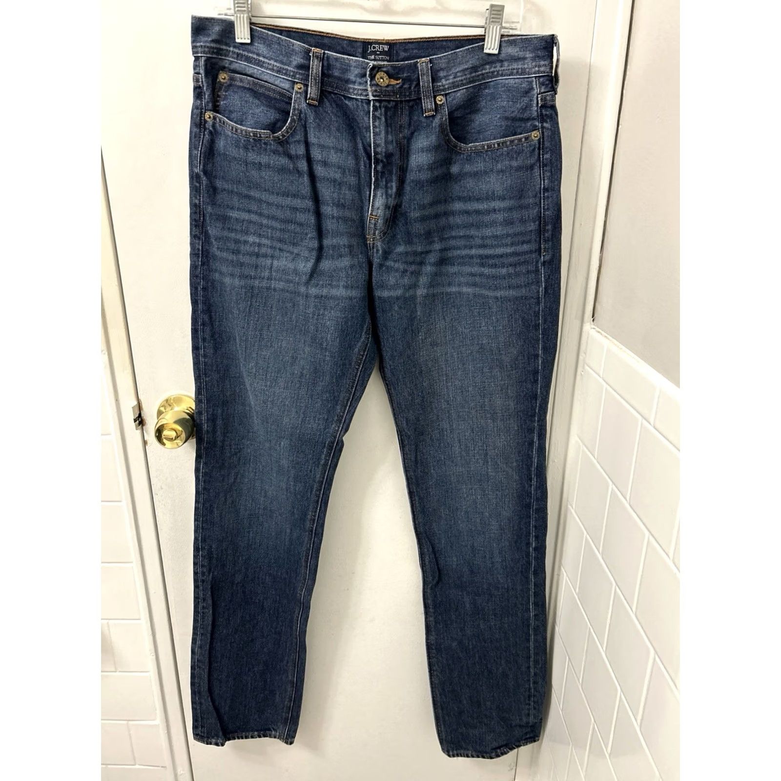 Denime J Crew The Sutton Jeans Mens 32x34 Dark Wash Denim Straight Leg 5-Pocket Cotton Blend Size US 32 / EU 48 - 2 Thumbnail