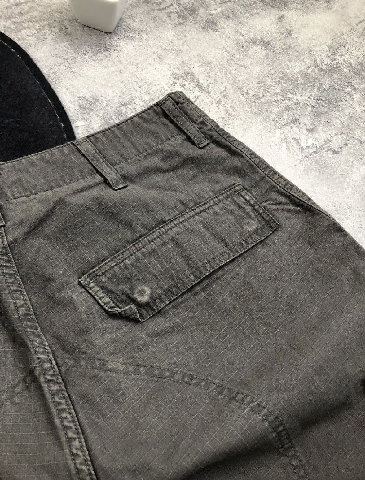 Carhartt CARHARTT Vintage Streetwear Cargo Shorts Mini Logo Hype Size US 29 - 11 Thumbnail