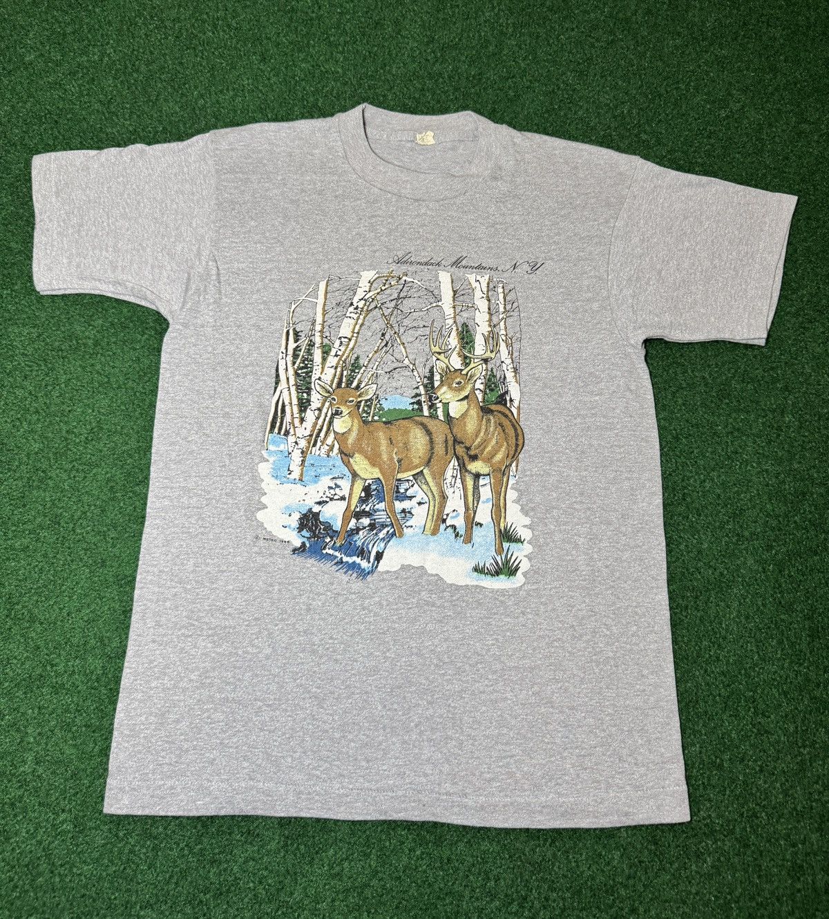 Other Vintage 80s Deer Graphic Tee Adarondak Snowy Hunting T Shirt Size US M / EU 48-50 / 2 - 1 Thumbnail