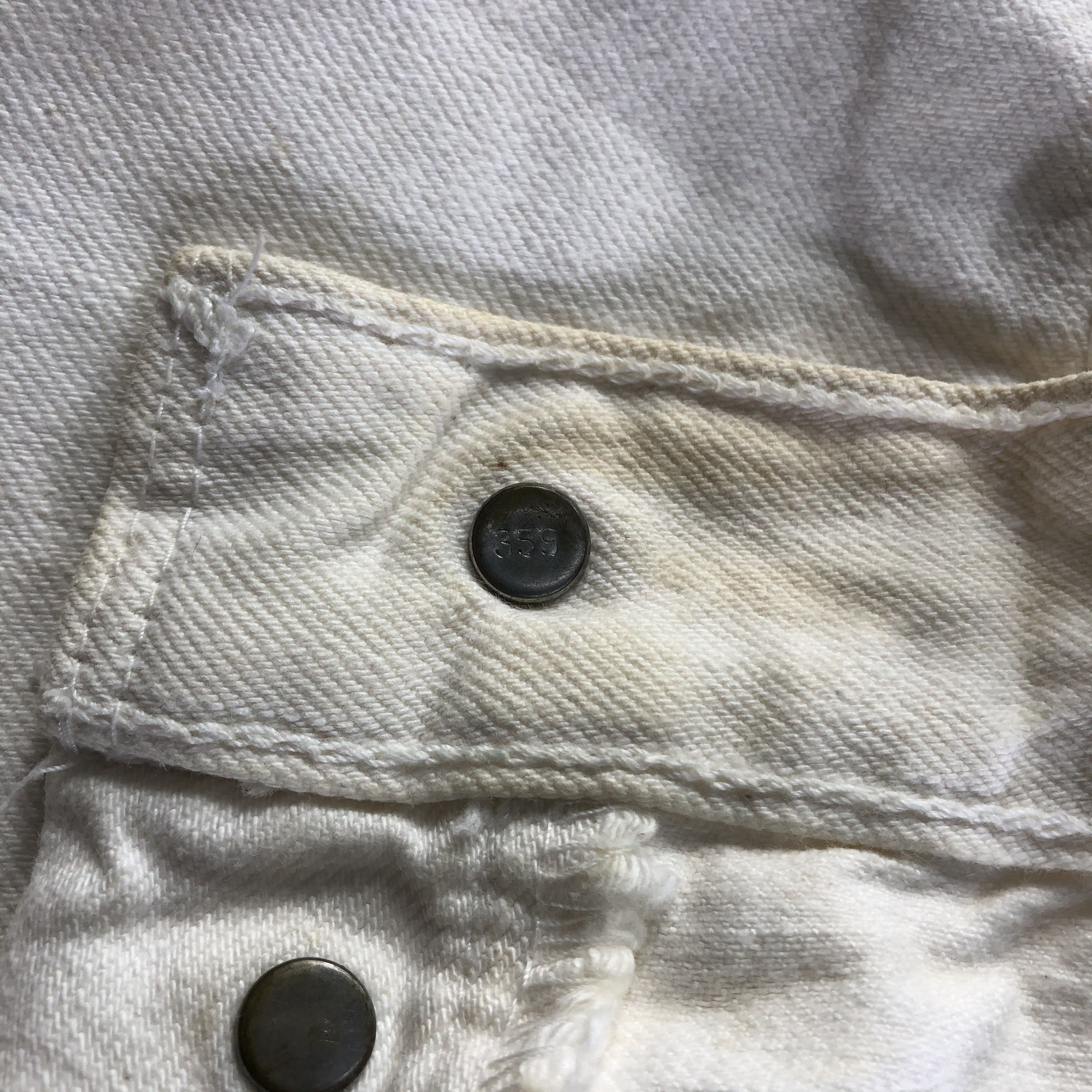 Levi's 90s Vintage Light Wash Levis 501 Jeans-J3988 Size US 34 / EU 50 - 9 Thumbnail