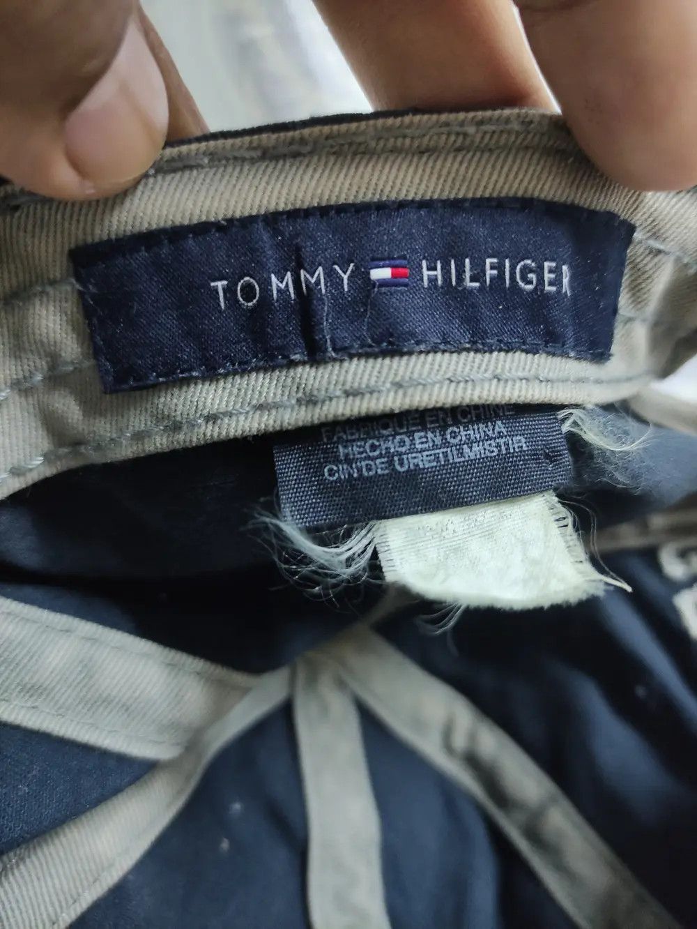 Tommy Hilfiger × Vintage TOMMY HILFIGER VINTAGE CAP DISTRESSED SUNFADED Size ONE SIZE - 9 Thumbnail