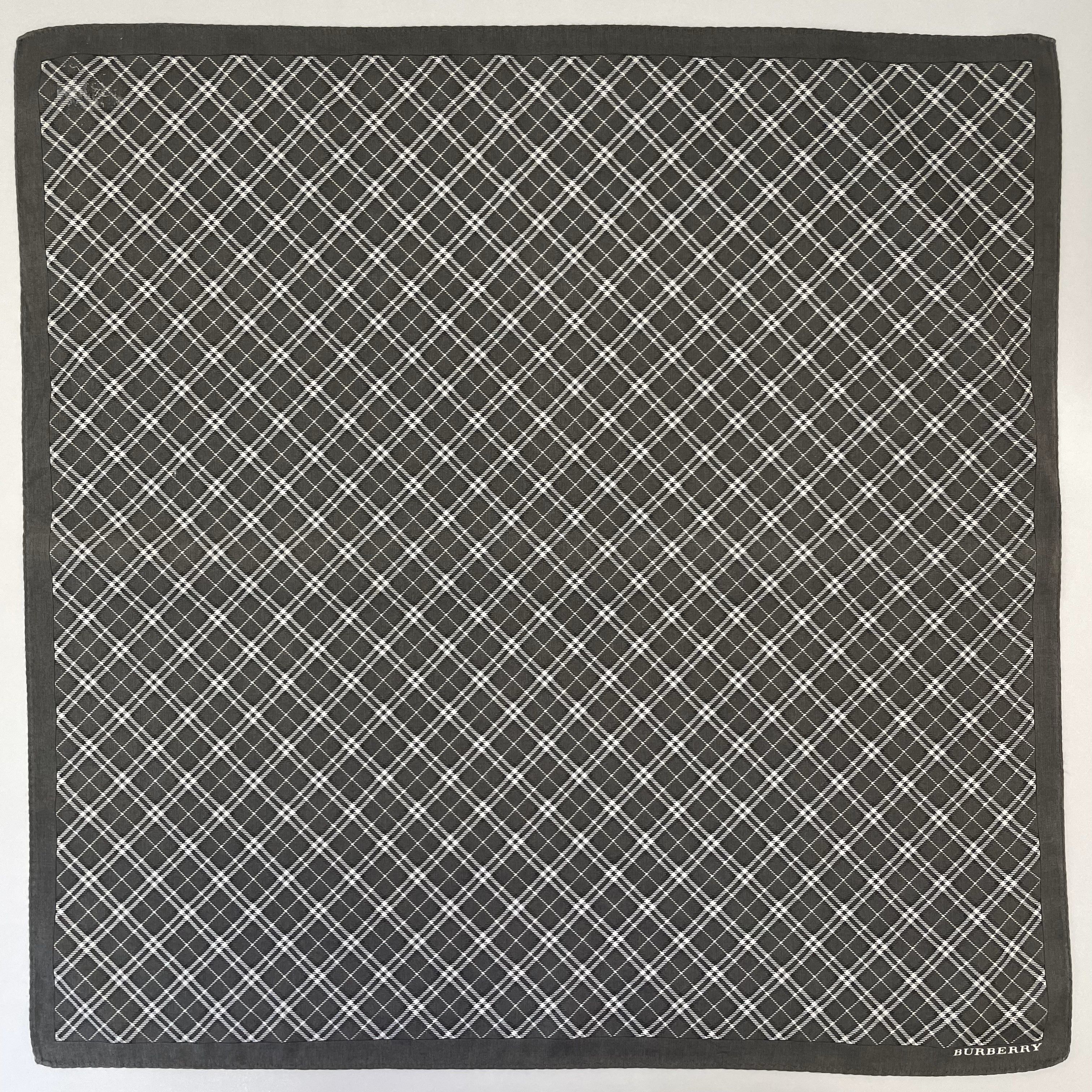 Burberry Burberry Handkerchief / Neckerchief / Bandana - 4277 Size ONE SIZE - 4 Thumbnail