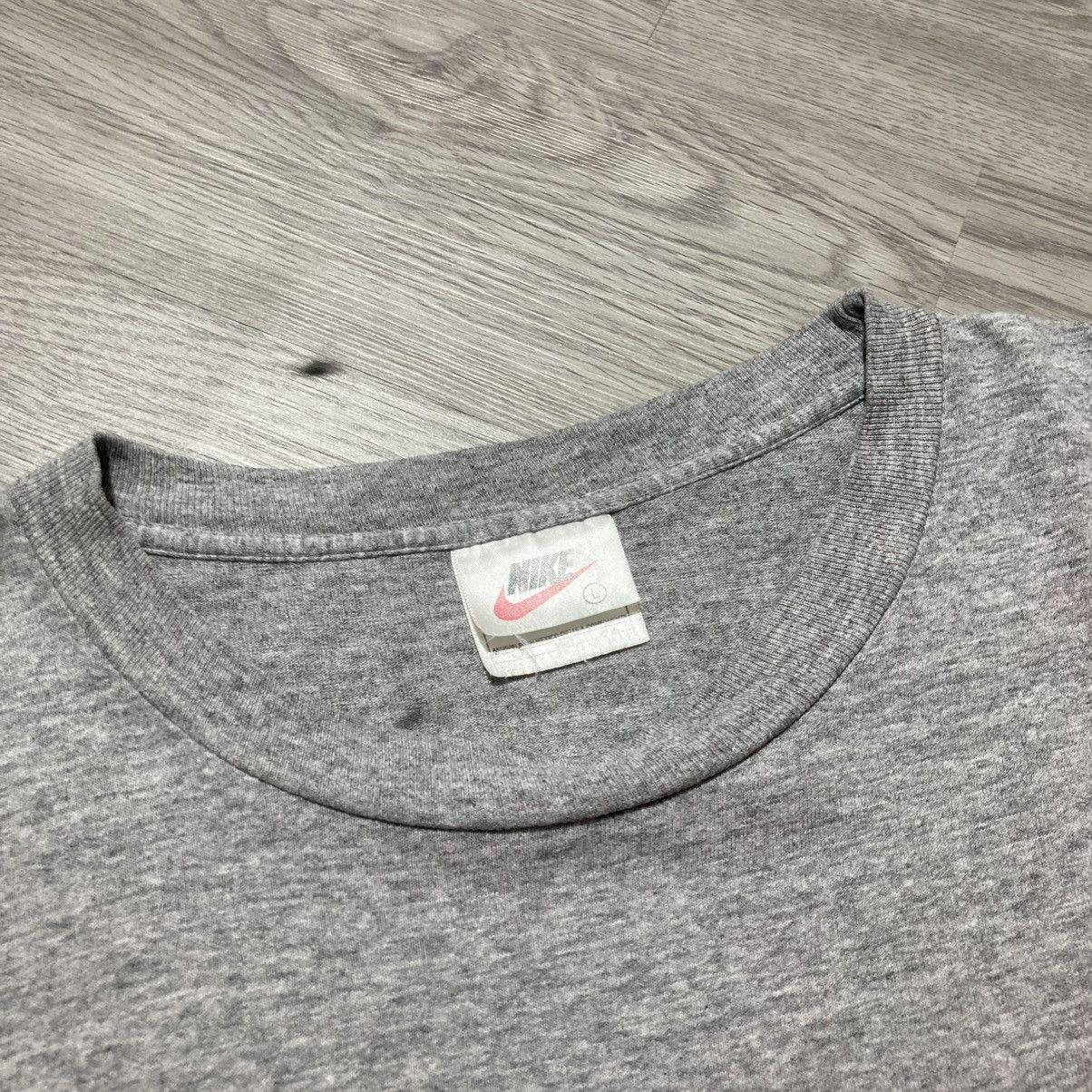 Nike 1990s Vintage Nike Center Swoosh Logo USA Tee Grey Size US XL / EU 56 / 4 - 13 Thumbnail