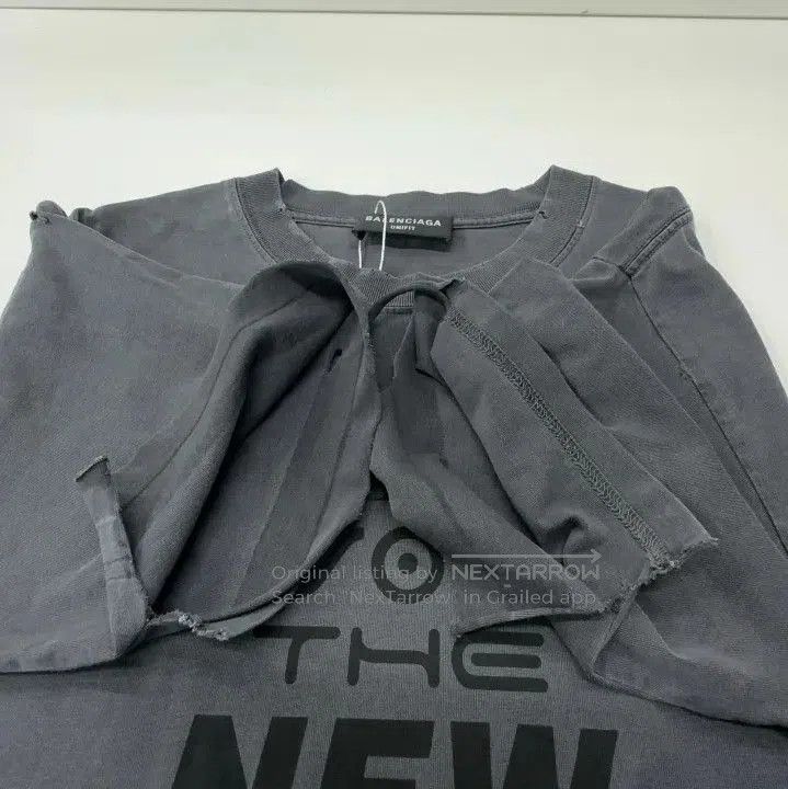 Balenciaga Balenciaga Black Distressed Print Cotton T. Size US S / EU 44-46 / 1 - 7 Thumbnail