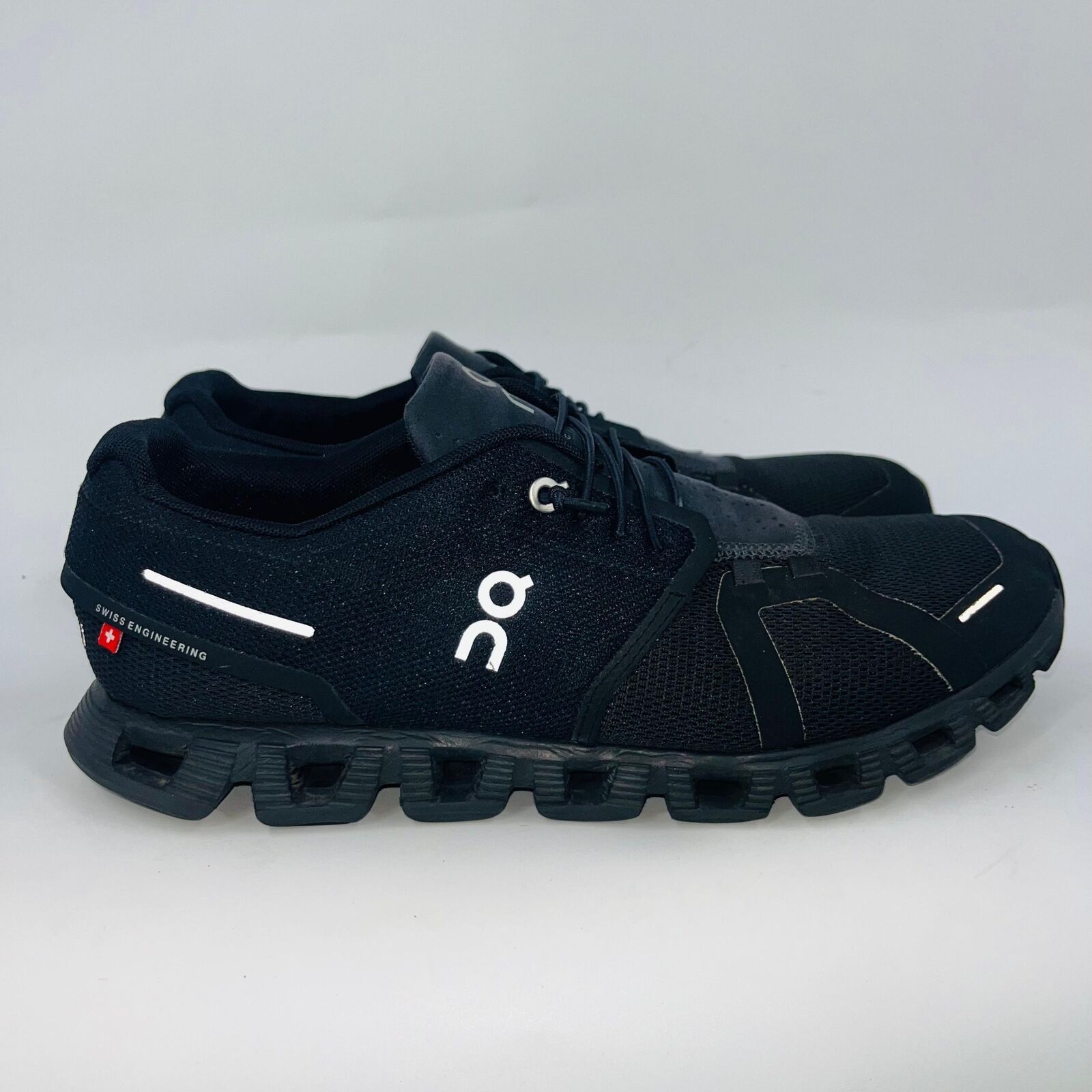 Cloud Kicker ON RUNNING CLOUD 5 MENS ALL-BLACK RUNNING SHOES SIZE 10 Size US 10 / EU 43 - 1 Thumbnail