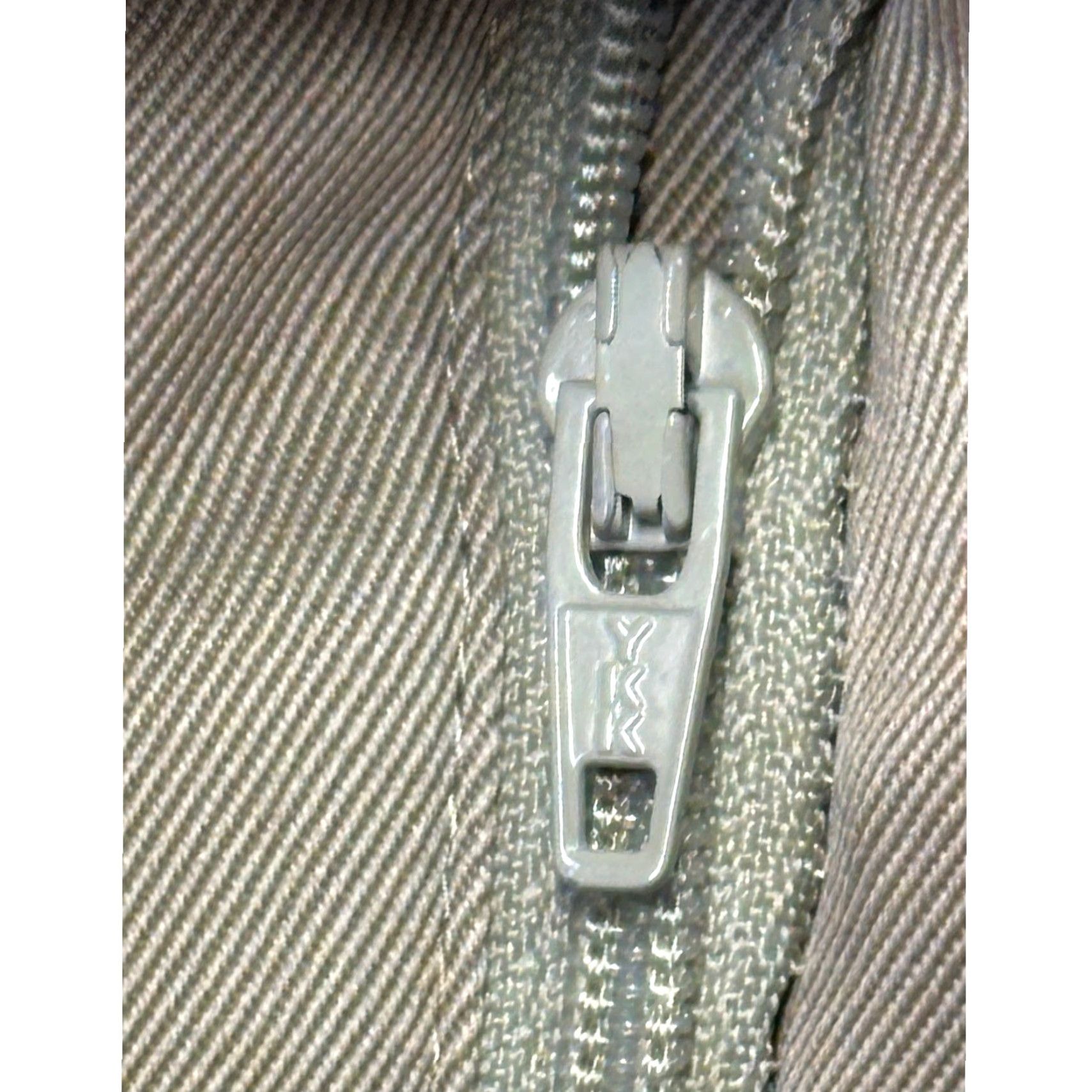 Brooks Brothers Brooks Brothers Country Club Mens Pleated Chino Pants Beige Cuffed 38 Regular Straight Pants Size US 38 / EU 54 - 3 Thumbnail