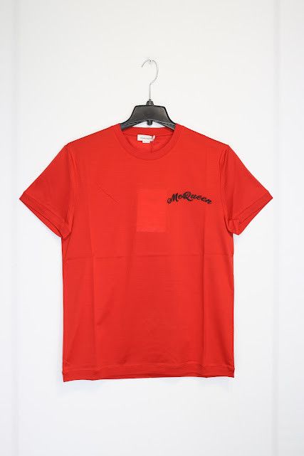Alexander McQueen o1rshd1 Logo T-Shirt in Red Size US L / EU 52-54 / 3 - 1 Thumbnail