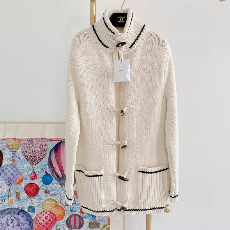 Dior Dior Beige knitted cardigancoat Size XS / US 0-2 / IT 36-38 - 1 Thumbnail