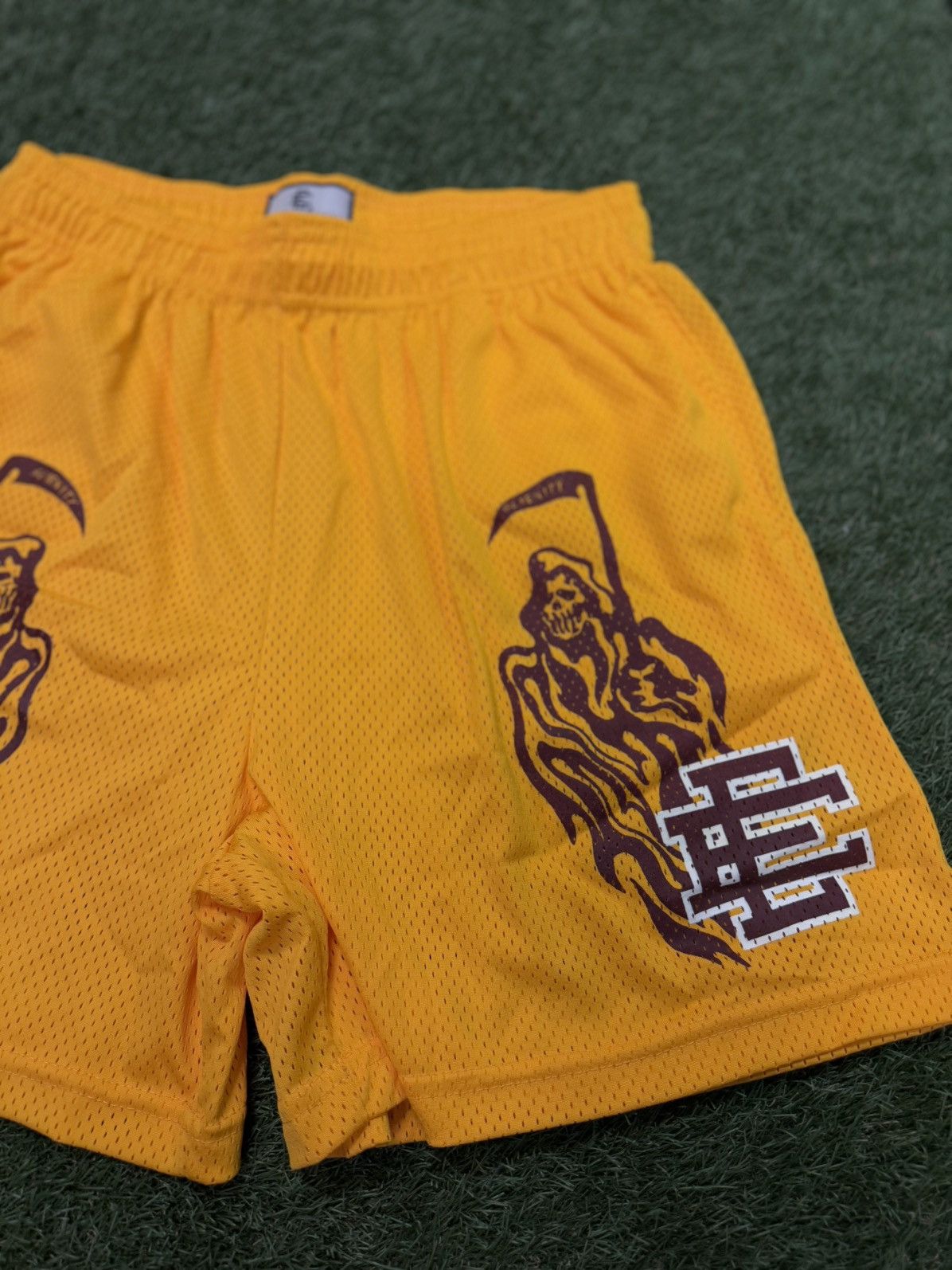 Eric Emanuel × Warren Lotas Eric Emanuel x Warren Lotas Mesh Shorts Size Xl (NEW) Size US 33 - 2 Thumbnail