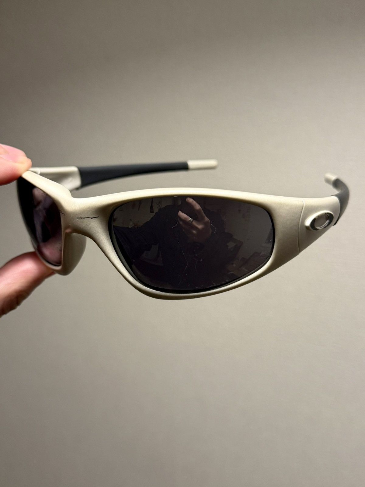 Oakley OAKLEY SUNGLASSES STRAIGHT JACKET 1.0 PEARL WHITE Size ONE SIZE - 4 Thumbnail