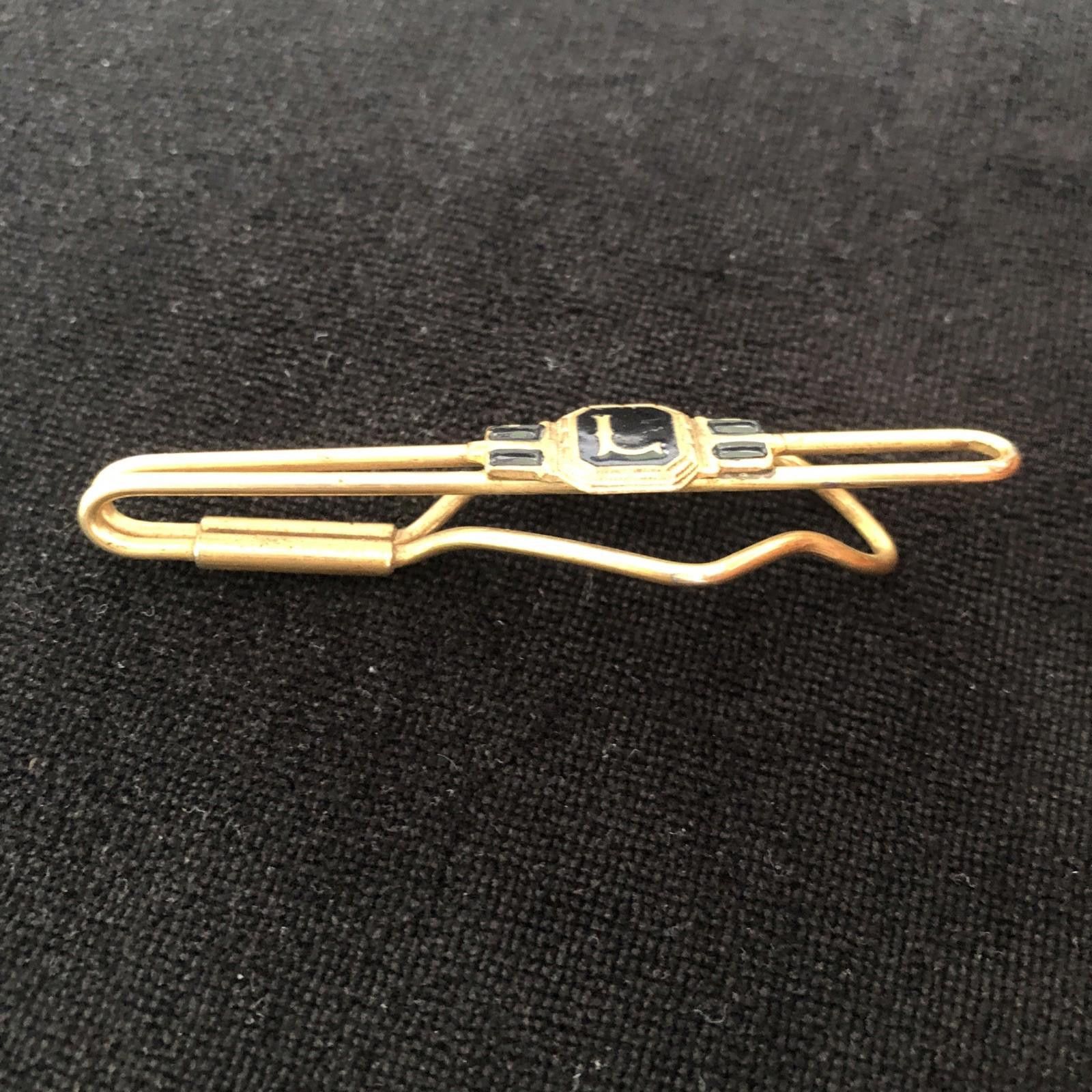 The Unbranded Brand Vintage Monogram “L” Tie Clip Gold Toned Size ONE SIZE - 3 Thumbnail