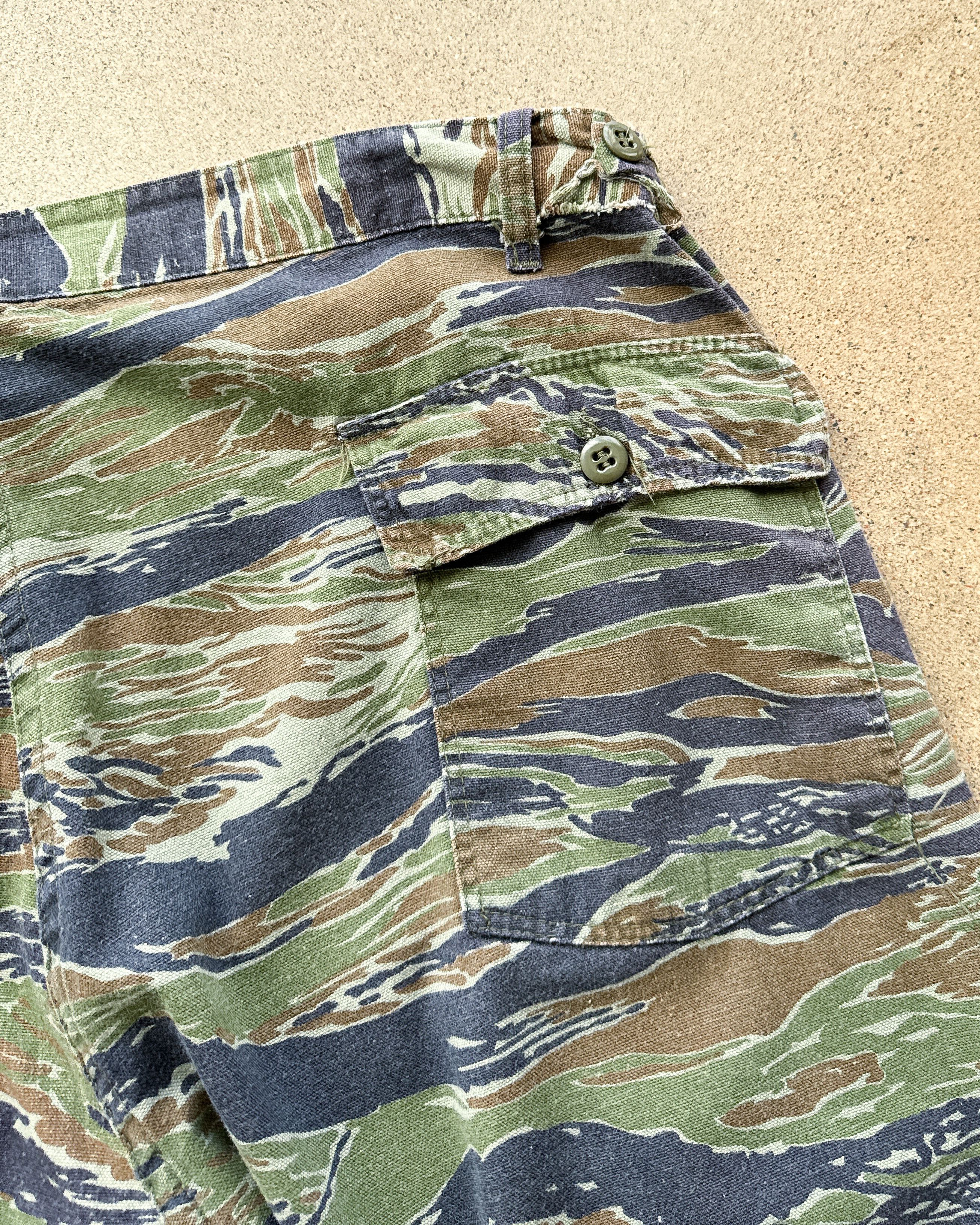 Vintage Vintage 1960s US Army Tiger Stripe Camo Pants Vietnam Era Size US 40 / EU 56 - 7 Thumbnail