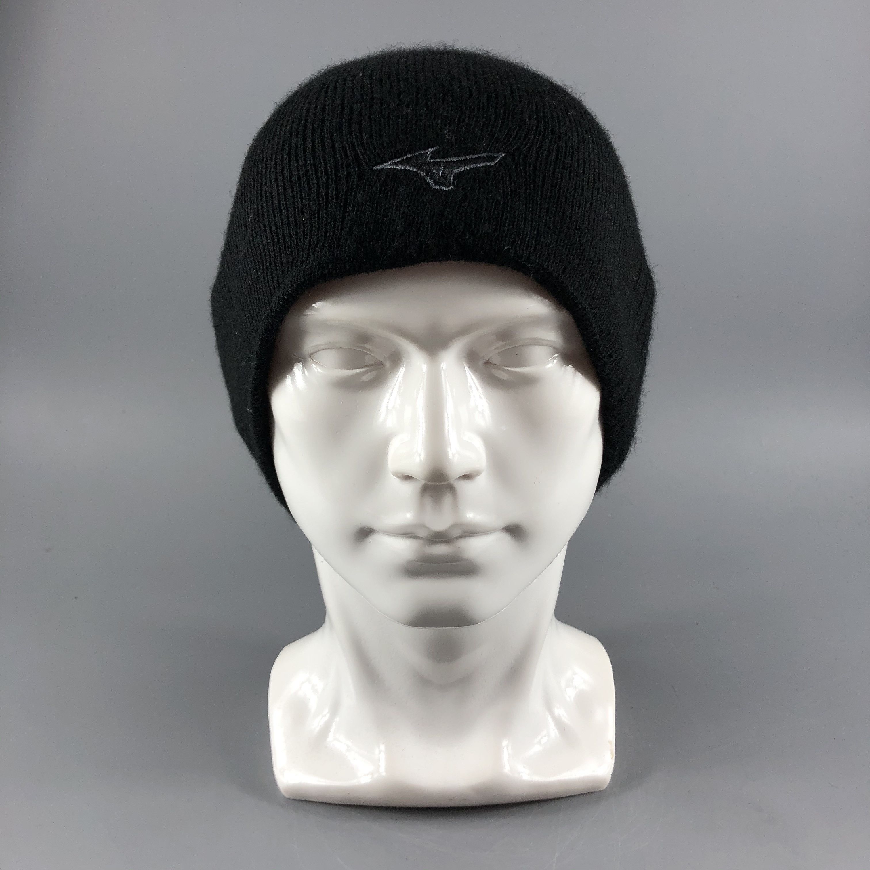 image of Mizuno Hats Breath Thermo Beanie Snow Hat Snow Cap B284, Men's