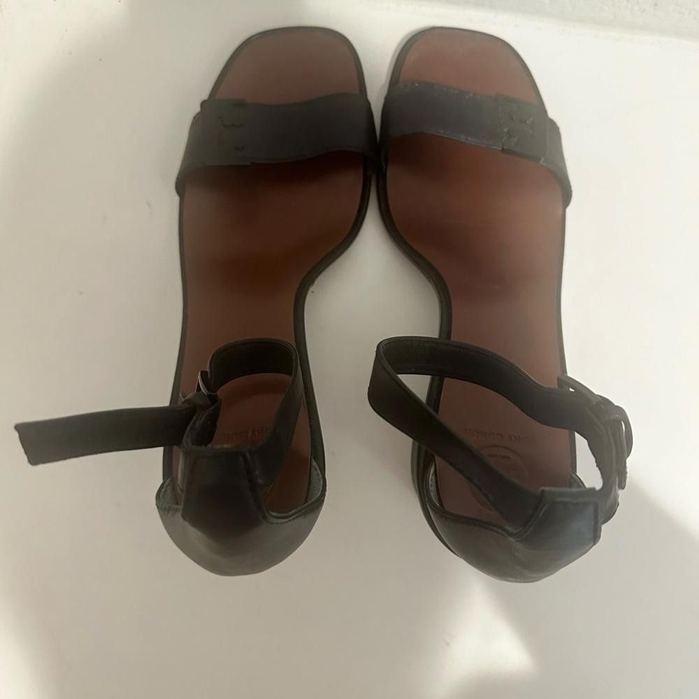 Tory Burch Tory Burch Gabrielle Ankle Strap Block Heel Sandal Black 7.5 Size US 7.5 / IT 37.5 - 12 Thumbnail