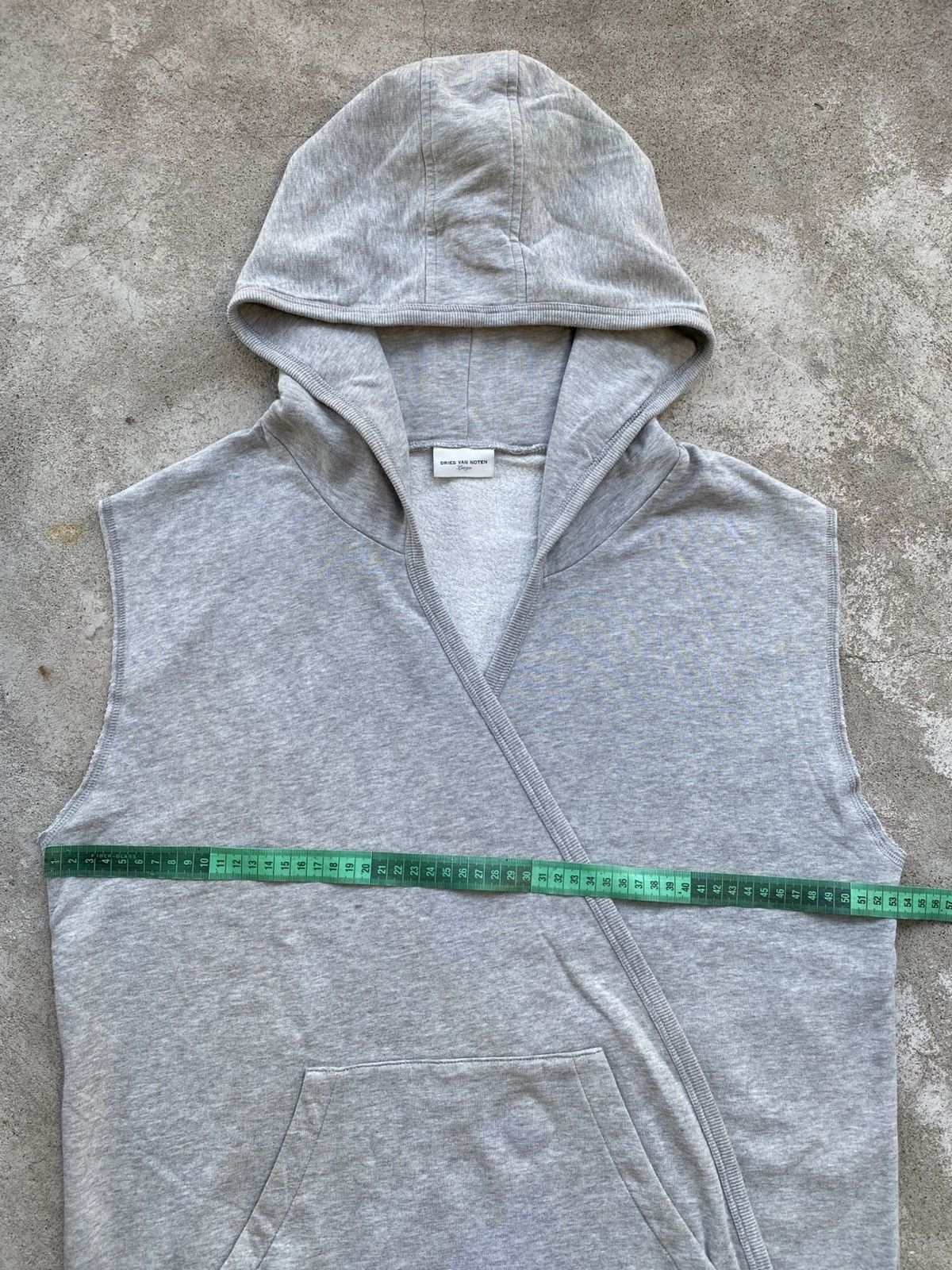 Dries Van Noten DRIES VAN NOTEN SLEEVELESS HOODIE Size US M / EU 48-50 / 2 - 9 Thumbnail
