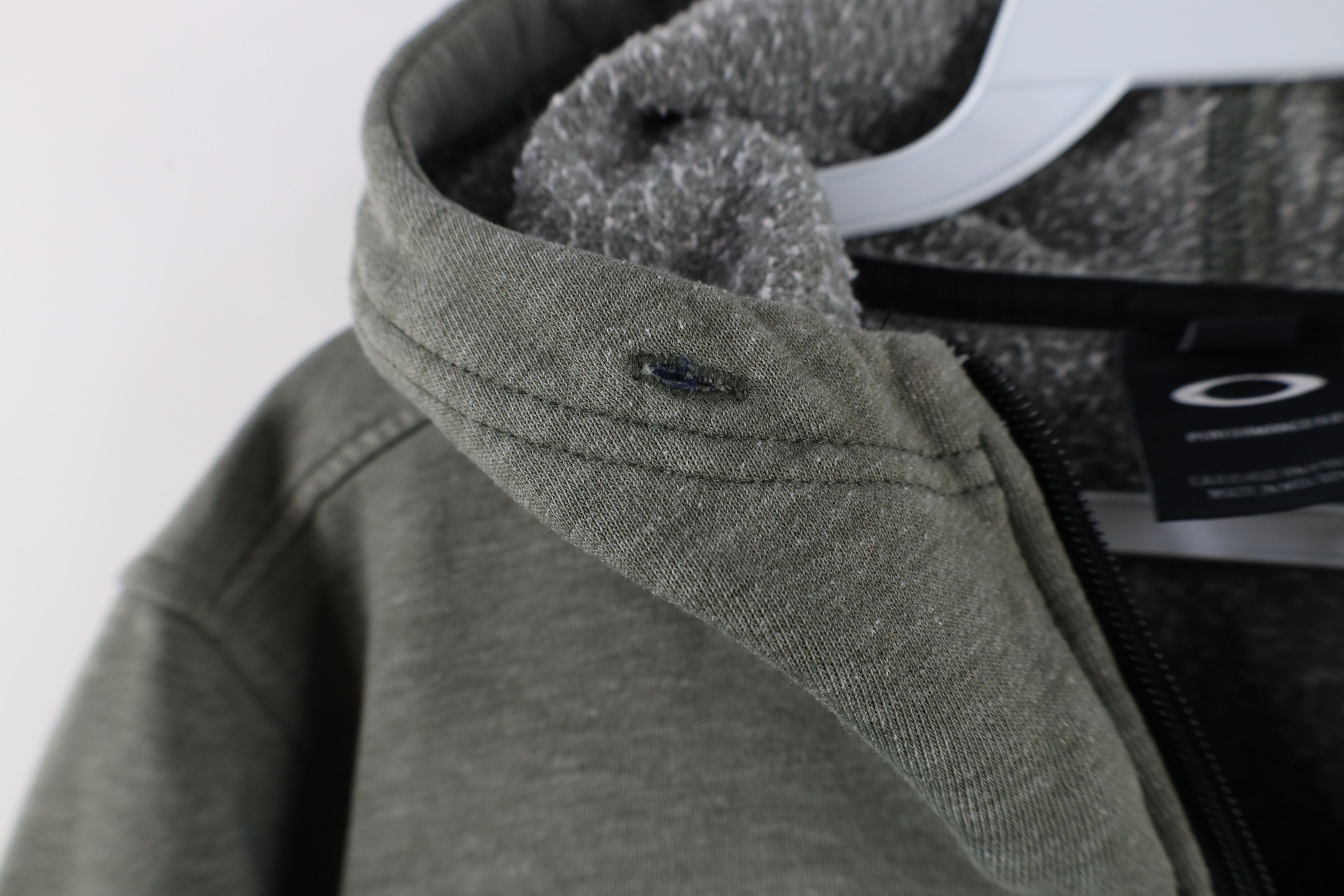 Oakley Vintage Oakley Center Logo Half Zip Hoodie Sweatshirt Green Size US L / EU 52-54 / 3 - 6 Thumbnail