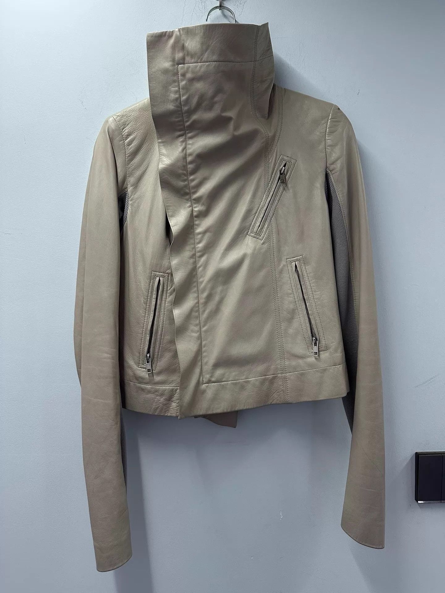 Rick Owens Rick Owens Lambskin Biker Jacket Ivory White Women's Rare Size M / US 6-8 / IT 42-44 - 2 Thumbnail