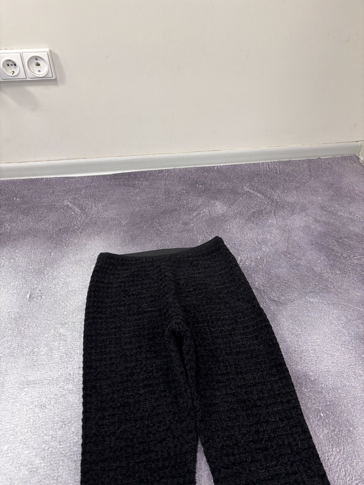 Sandro Sandro Paris NWT Women’s Black Velvet Tweed Flared Pants Size 27" / US 4 / IT 40 - 4 Thumbnail