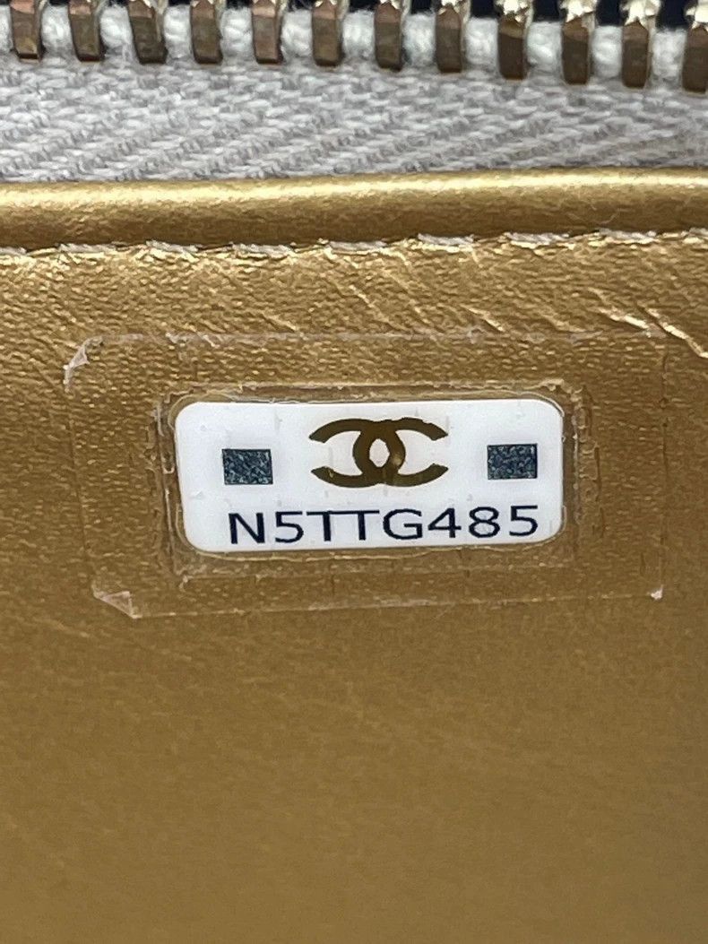 Chanel Chanel Gray Chain Strap Zip Bag -2505 Size ONE SIZE - 8 Thumbnail