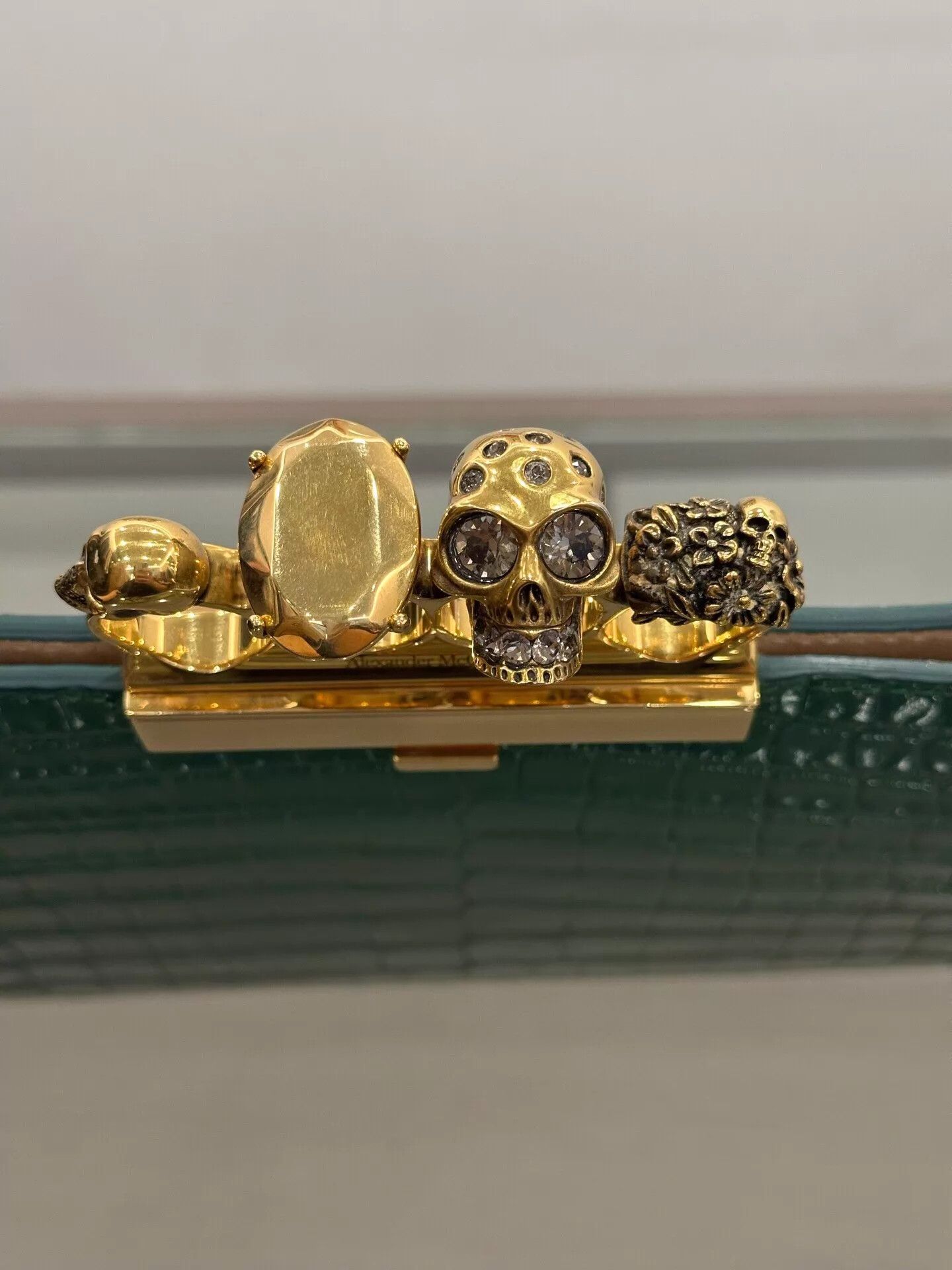 Alexander McQueen AMQ Gold 4F Skull Swarovski Green Croc Clutch 99New Size ONE SIZE - 3 Thumbnail