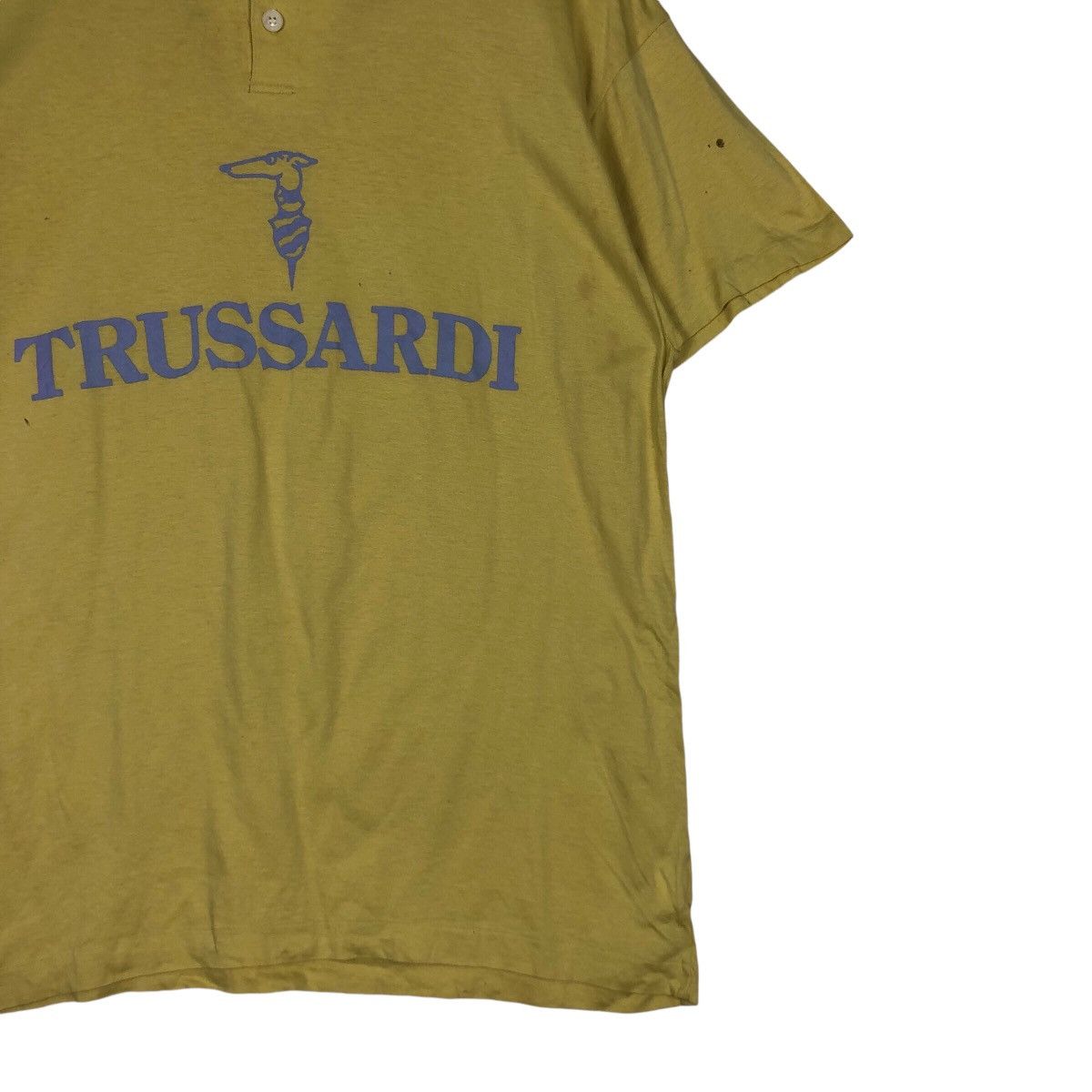 Japanese Brand × Trussardi Vintage Trussardi T-shirt Vintage Material Solf Medium Size US M / EU 48-50 / 2 - 4 Thumbnail