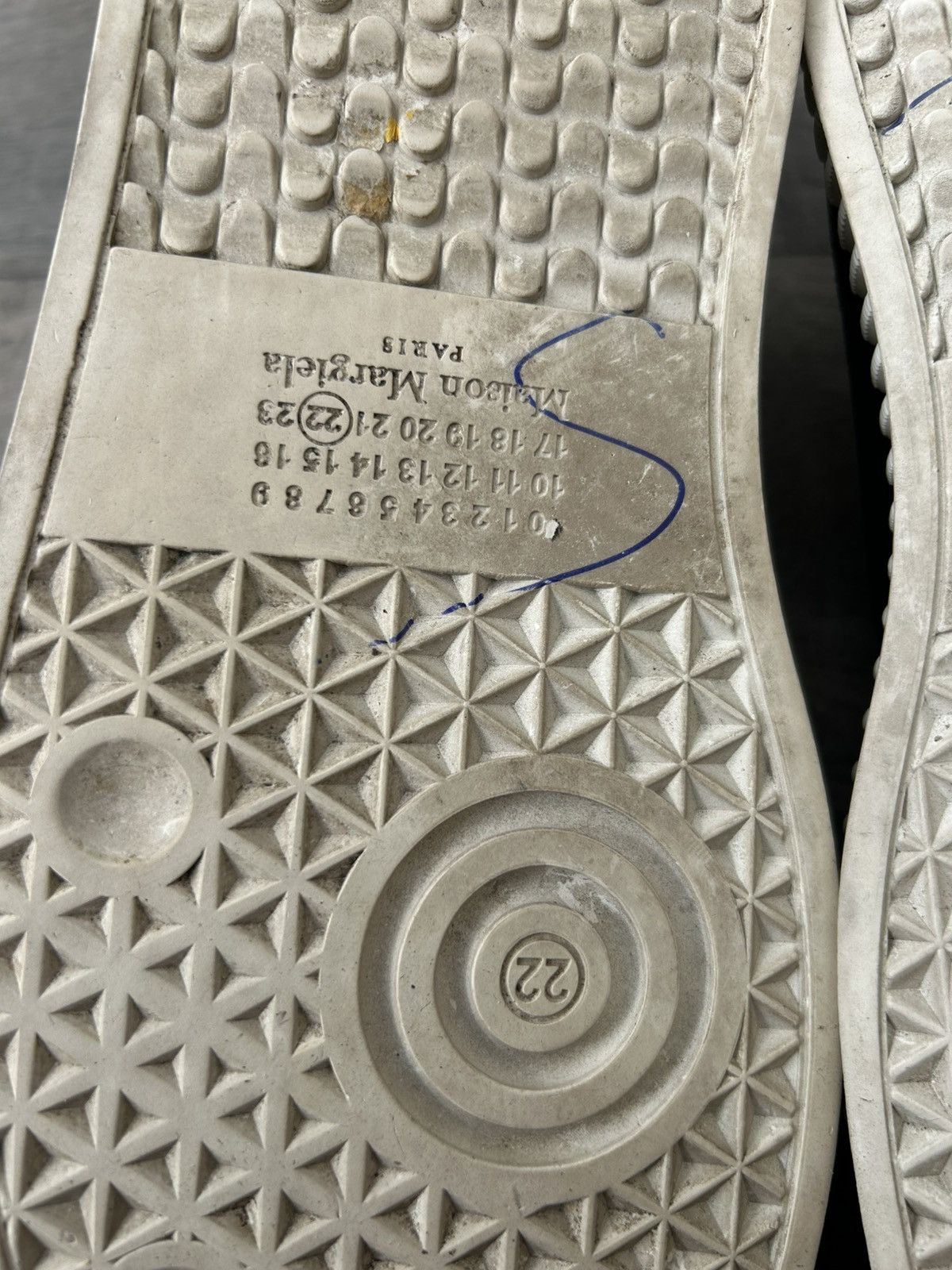 Maison Margiela Maison Margiela Almond Low-Top Canvas Sneakers Size US 10 / EU 43 - 9 Thumbnail