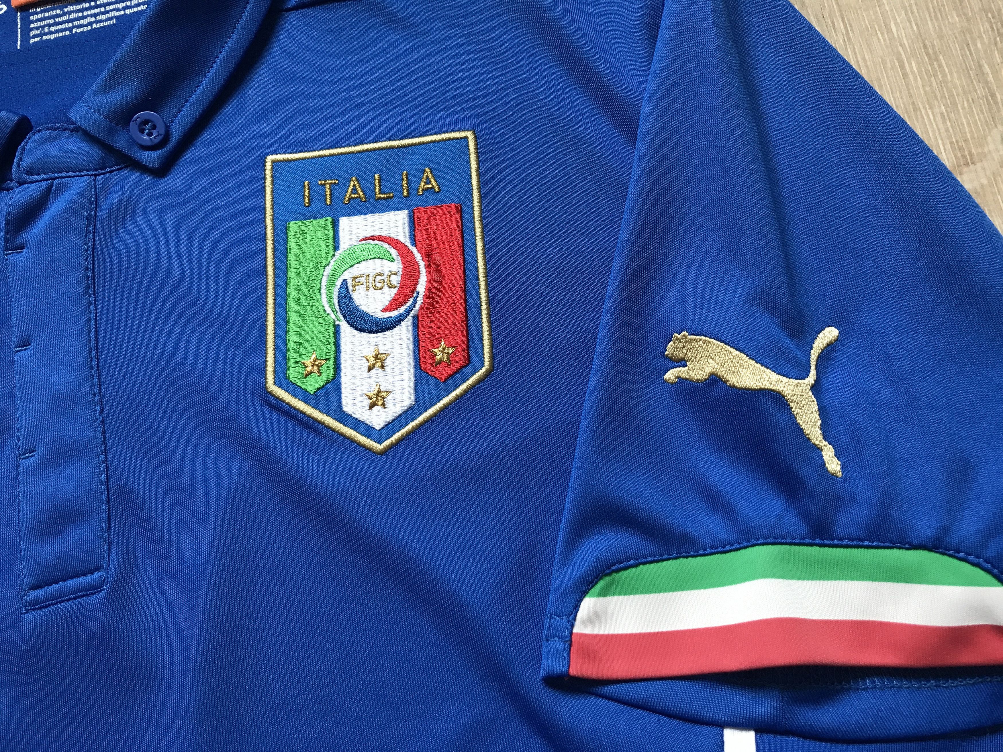 Puma × Vintage Vintage Puma Italy Home Football Shirt 2014-2015 Size US L / EU 52-54 / 3 - 5 Thumbnail