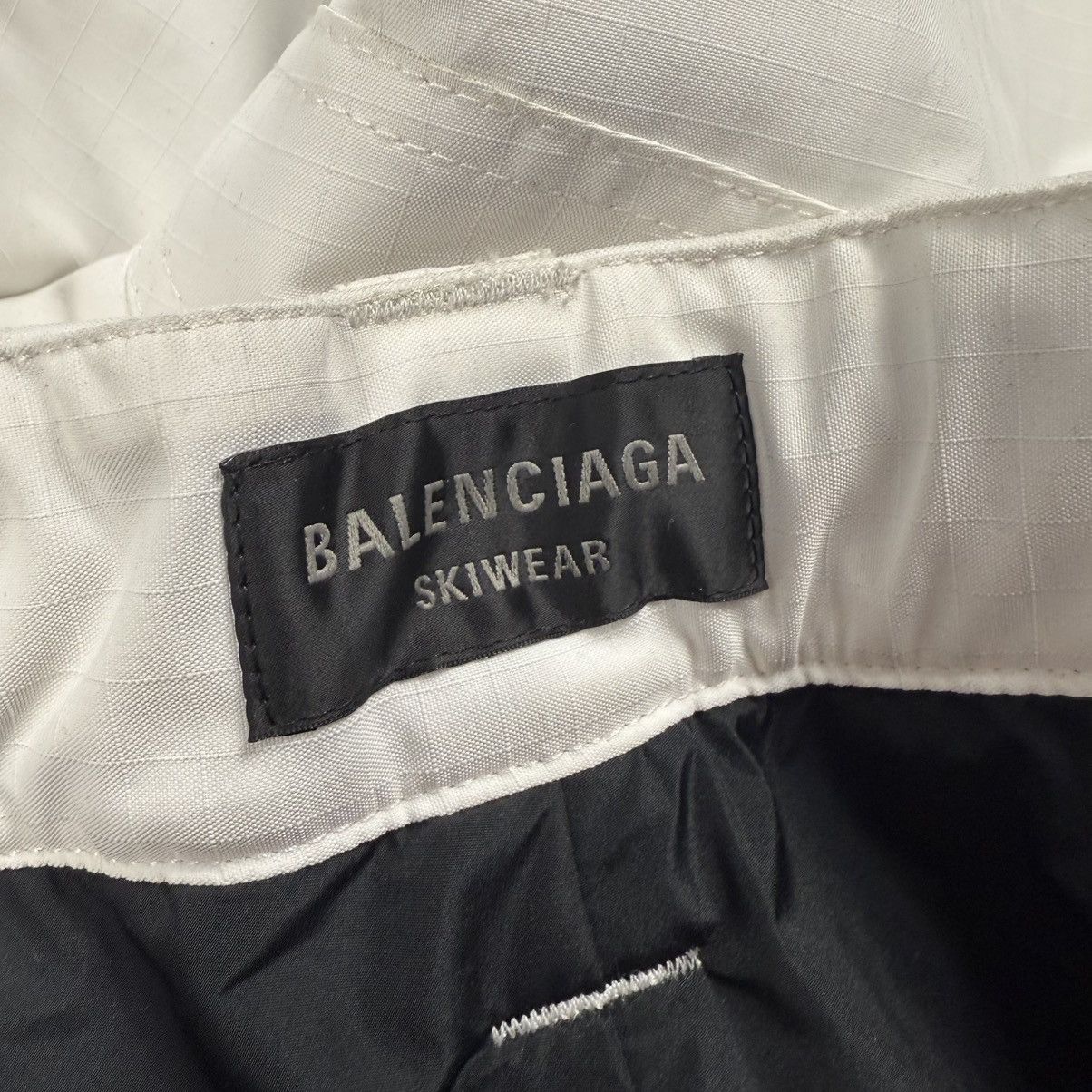 Balenciaga Balenciaga Skiwear 3B Sports Icon Ski ‘White’ Cargo Pants Size US 36 / EU 52 - 7 Thumbnail