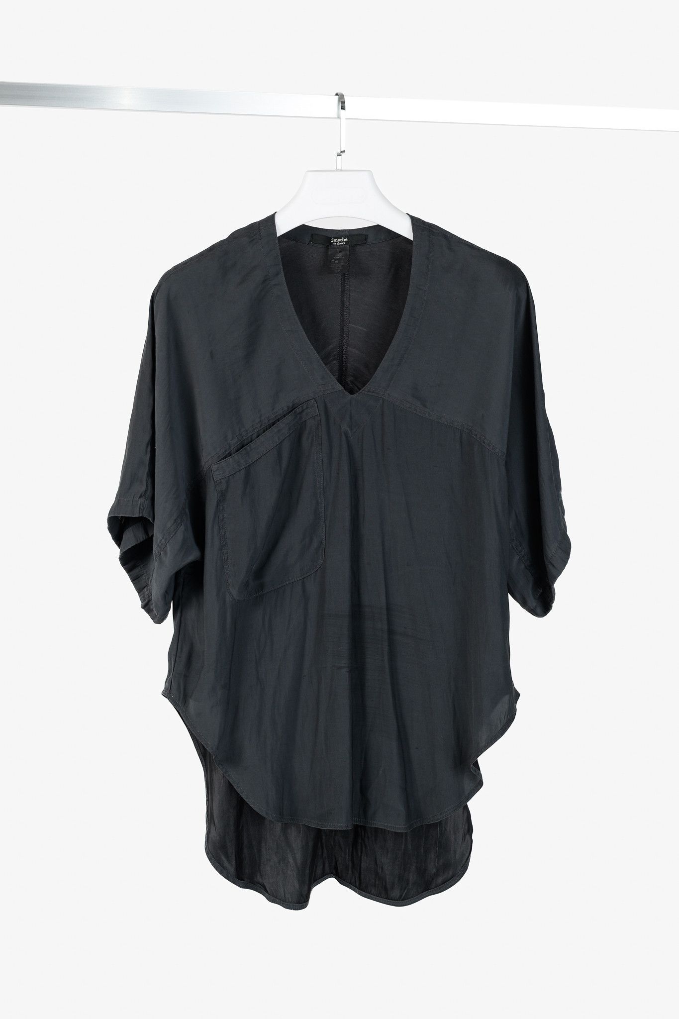 SMYTHE Smythe Grey Matte-Satin Pocket V-Neck Tunic Size S / US 4 / IT 40 - 1 Thumbnail