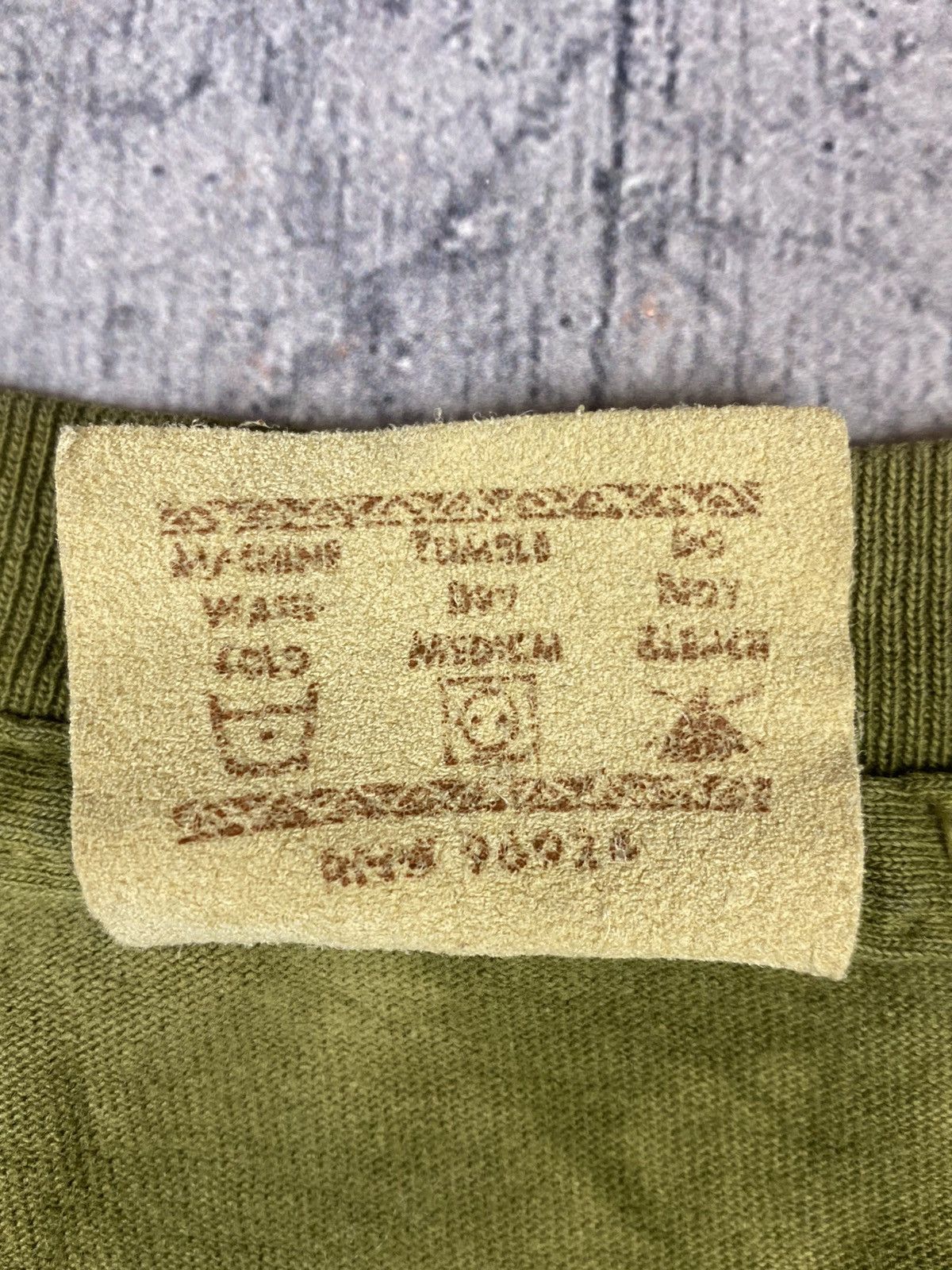 Designer × The Mountain Vintage 90s The Mountain Tiger Print Tee Size US XL / EU 56 / 4 - 11 Thumbnail
