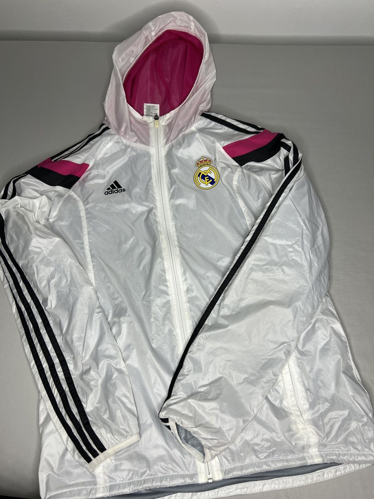 Adidas Rare Adidas Real Madrid Anthem Jacket White Pink Black M Size US M / EU 48-50 / 2 - 1 Thumbnail