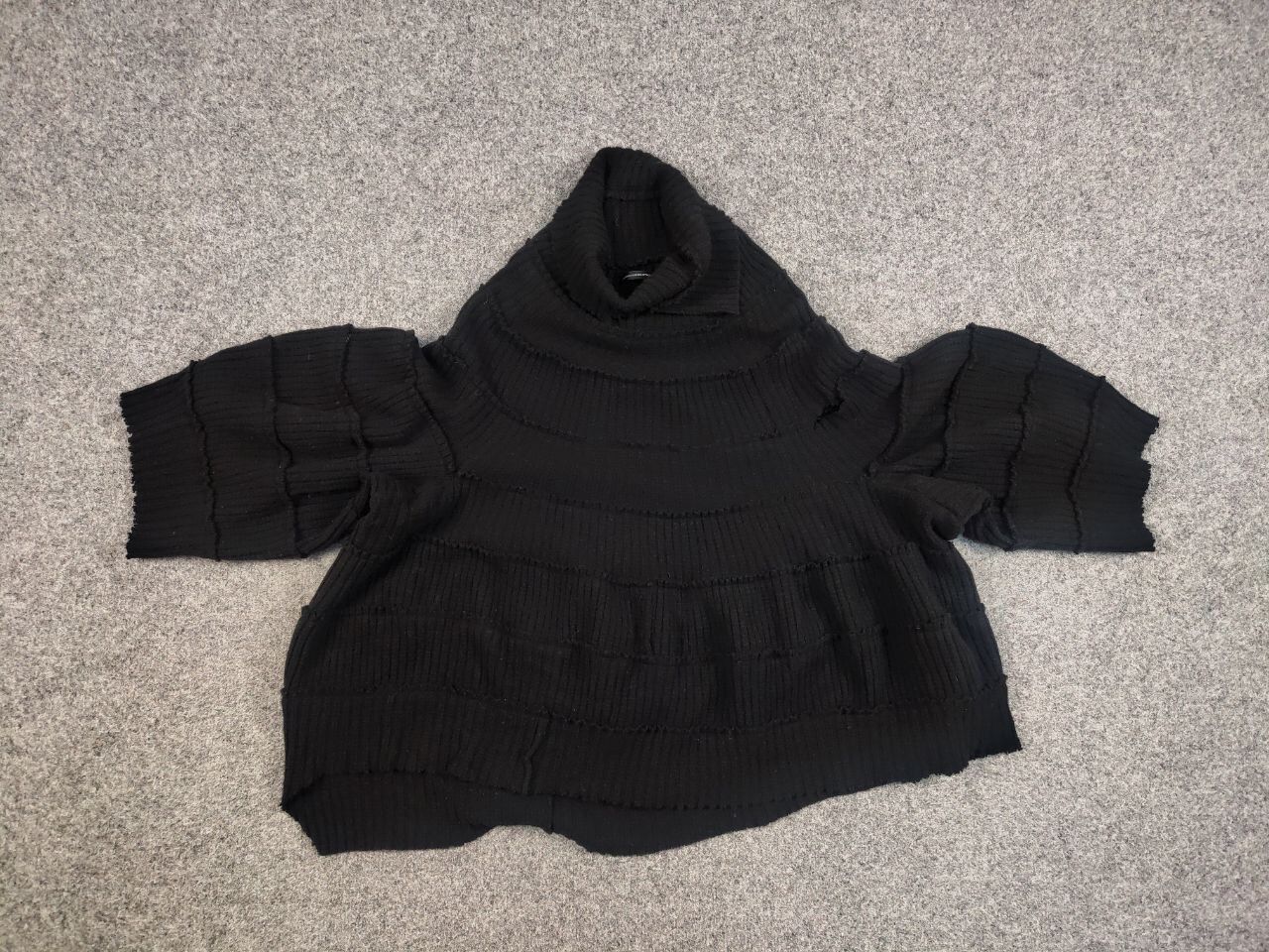 Yohji Yamamoto Vintage 90s Y's Yohji Yamamoto Knit Poncho Oversized Sweater Size M / US 6-8 / IT 42-44 - 8 Thumbnail