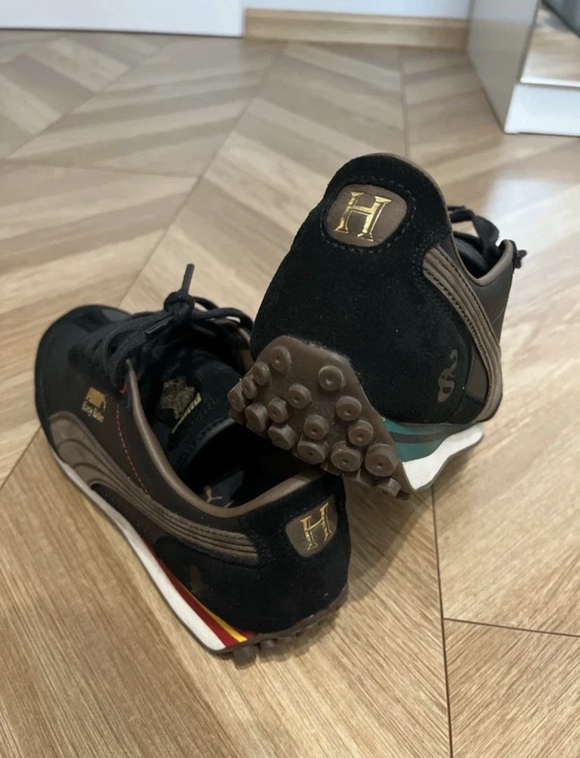 Puma Puma x Harry Potter Size US 8 / IT 38 - 2 Thumbnail