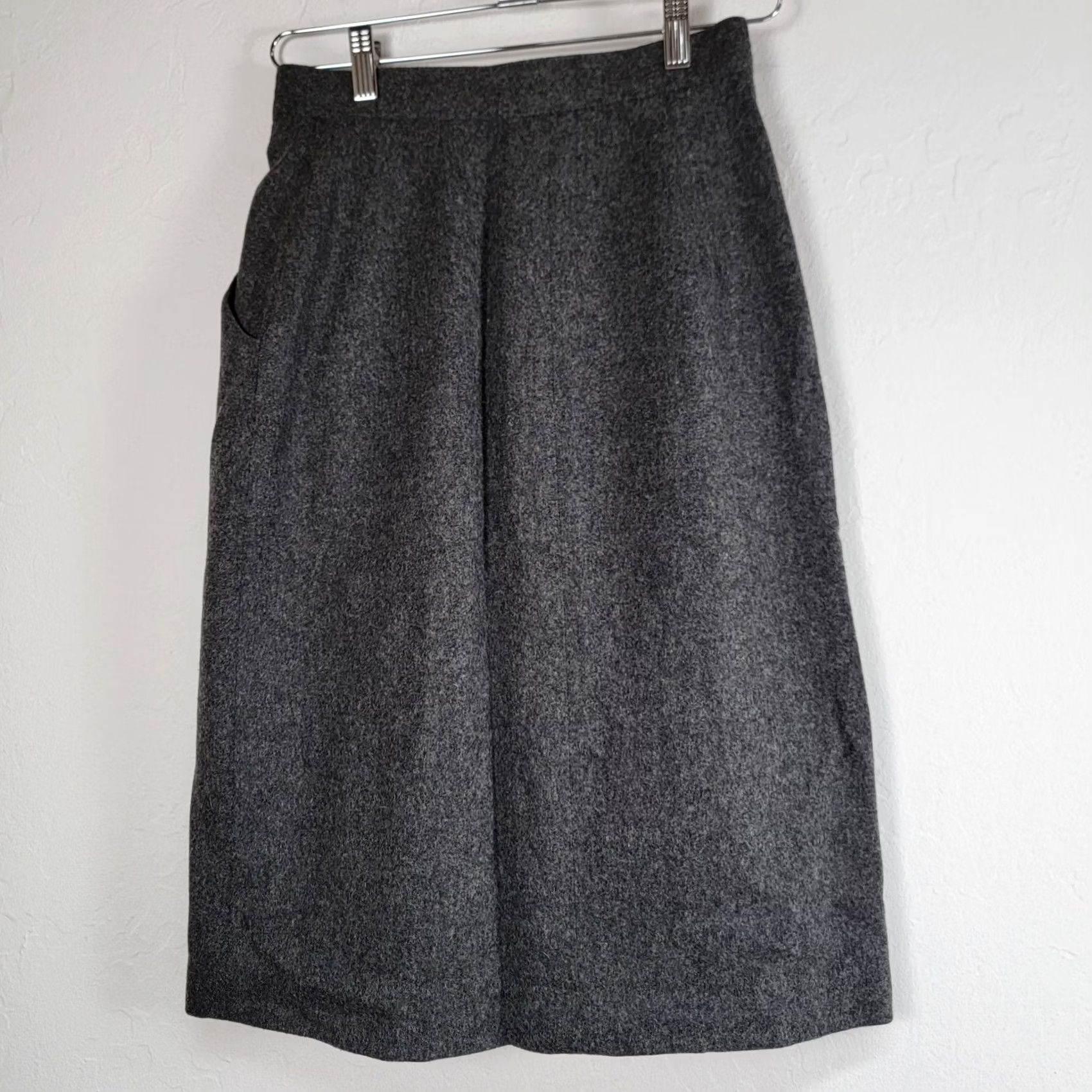 Vintage Vintage Panther Skirt Size 7/8 Gray 100% Wool Pleated Knee Length ILGWU Womens Size 28" / US 6 / IT 42 - 2 Thumbnail