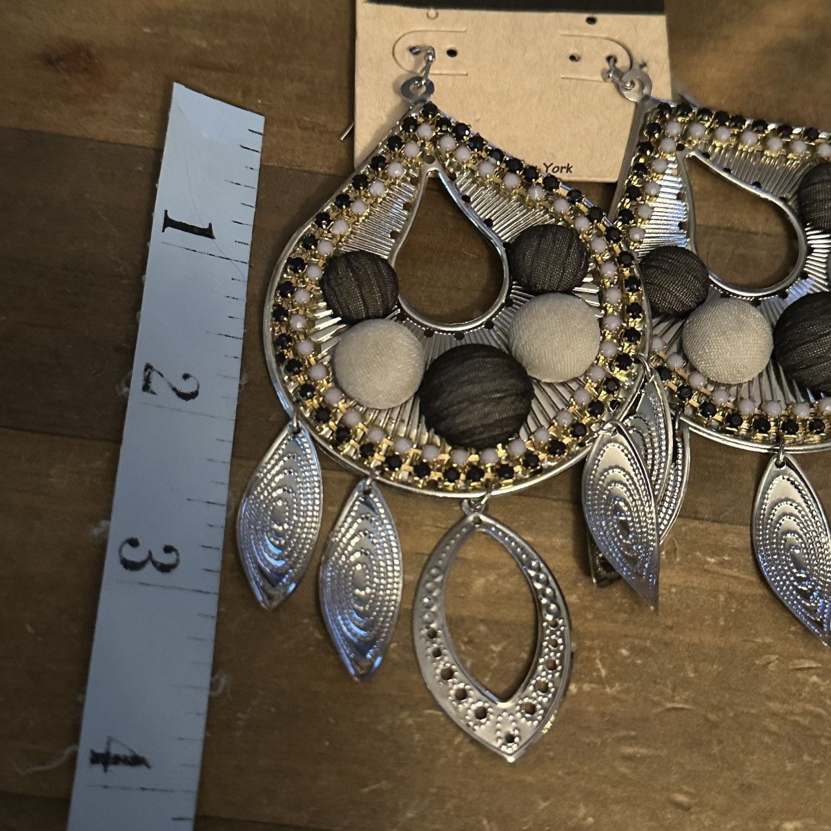 Other Large embellished teardrop dangle earrings Size ONE SIZE - 2 Thumbnail