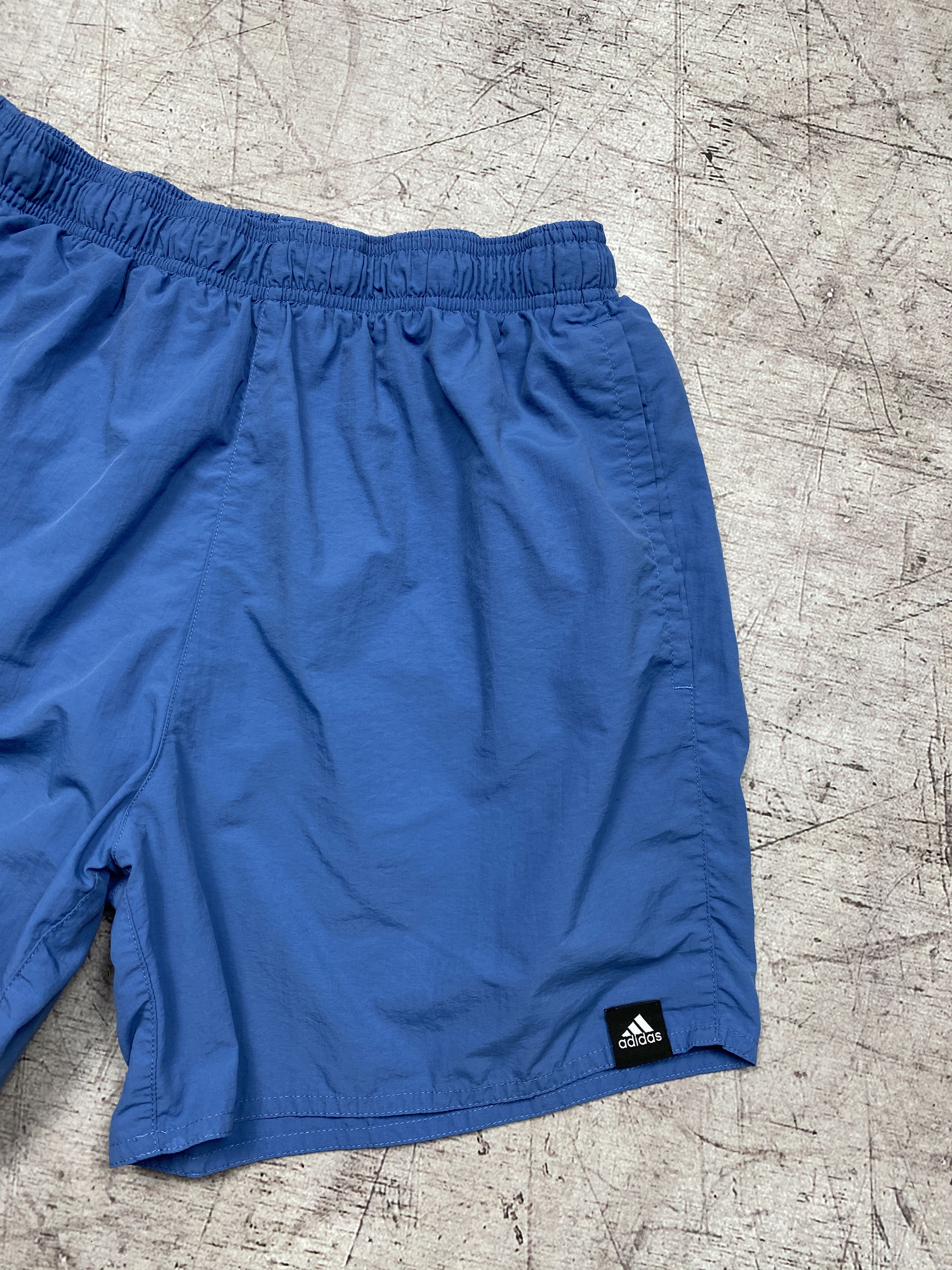 Adidas Adidas Vintage Mens Nylon Shorts Size US 32 / EU 48 - 2 Thumbnail