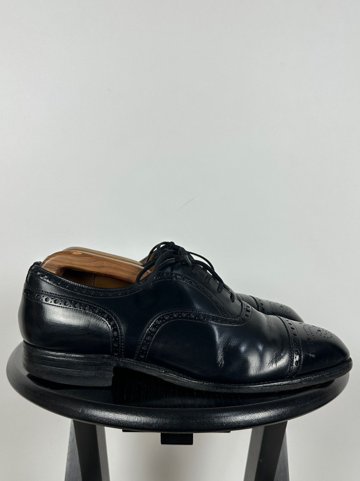 Church's Church’s Black Leather Oxford Brogue Dress England Shoes Size US 9.5 / EU 42-43 - 5 Thumbnail