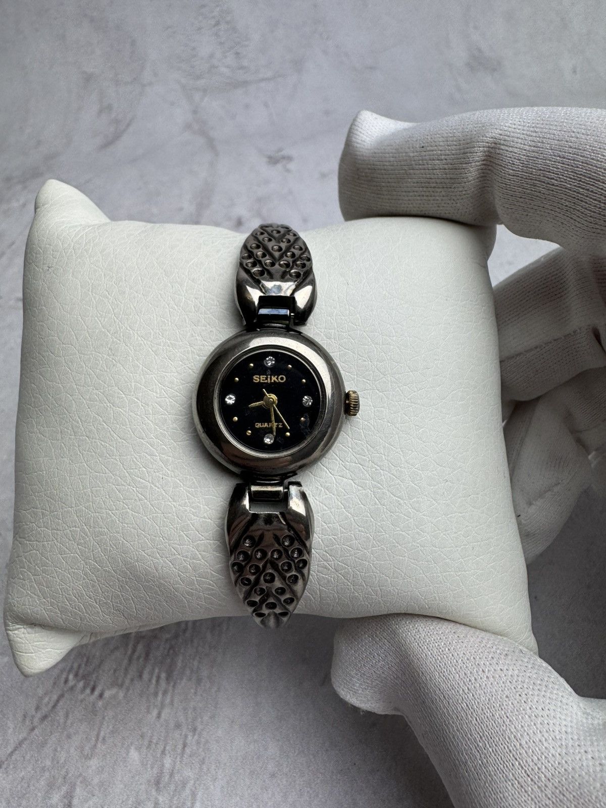 Japanese Brand × Vintage Seiko Futuristic Watch Vintage Size ONE SIZE - 1 Thumbnail