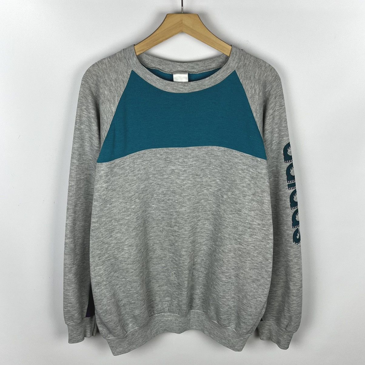 Adidas Vintage Adidas big logo sweatshirt 90’s Size US M / EU 48-50 / 2 - 1 Thumbnail