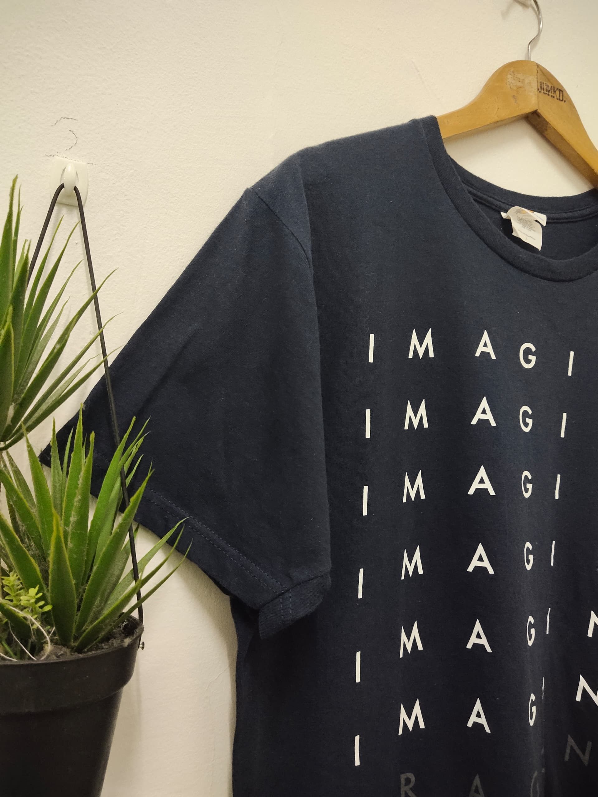 Band Tees Imagine Dragon Indie band t shirt merchandise Size US L / EU 52-54 / 3 - 5 Thumbnail