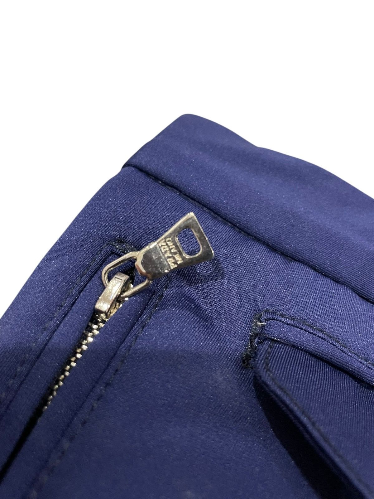 Prada Prada Super Comfort Luxury Destroyed Broken Zipper Shorts Size US 38 / EU 54 - 15 Thumbnail