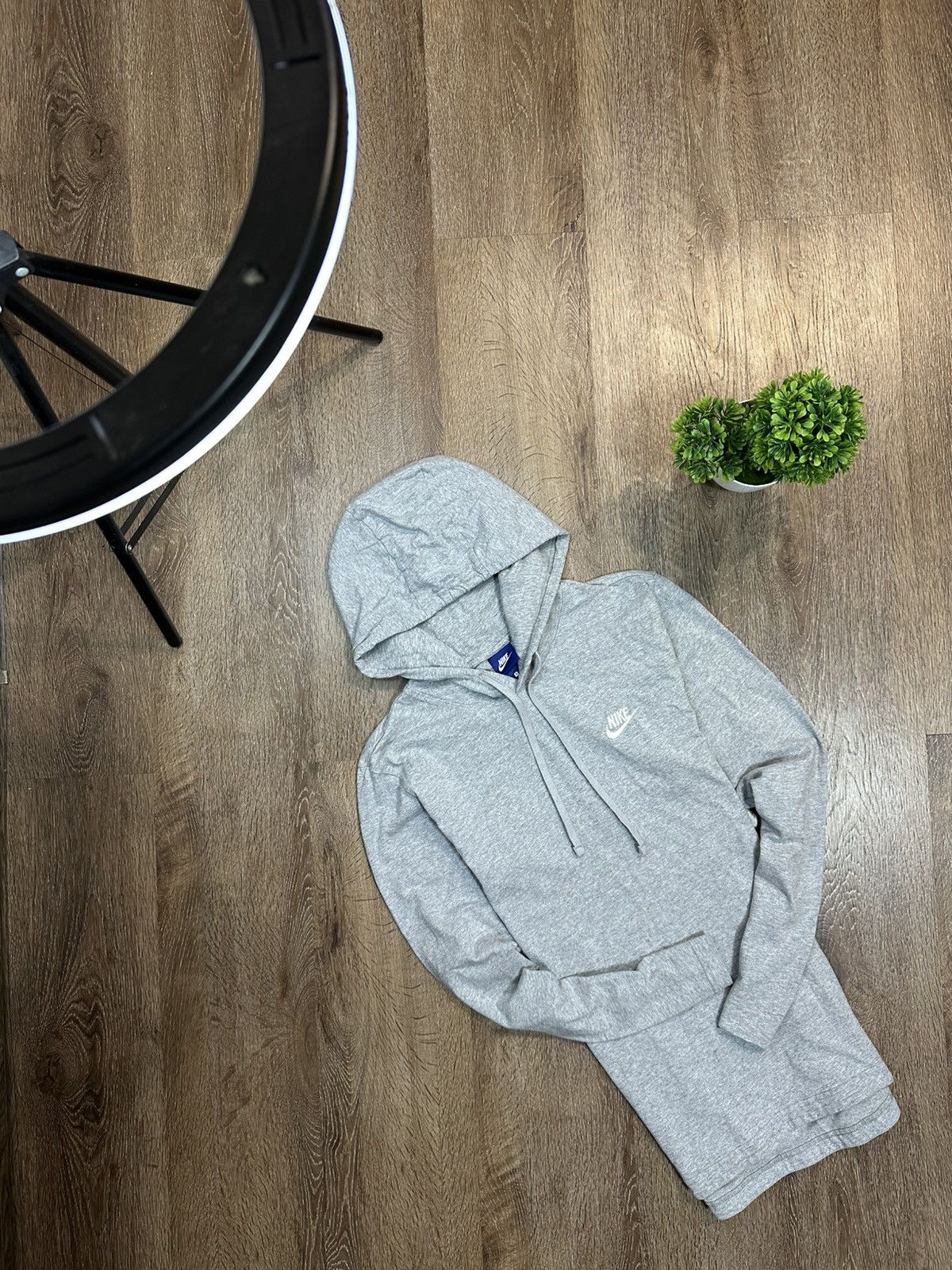 Nike Vintage Nike Hoodie Small Logo Y2K Streetwear Size US S / EU 44-46 / 1 - 2 Thumbnail
