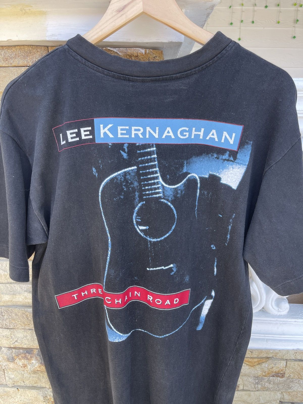 Band Tees Rare🔥Vtg90s LEE KERNAGHAN Three Chain Road T Shirt Size US L / EU 52-54 / 3 - 5 Thumbnail