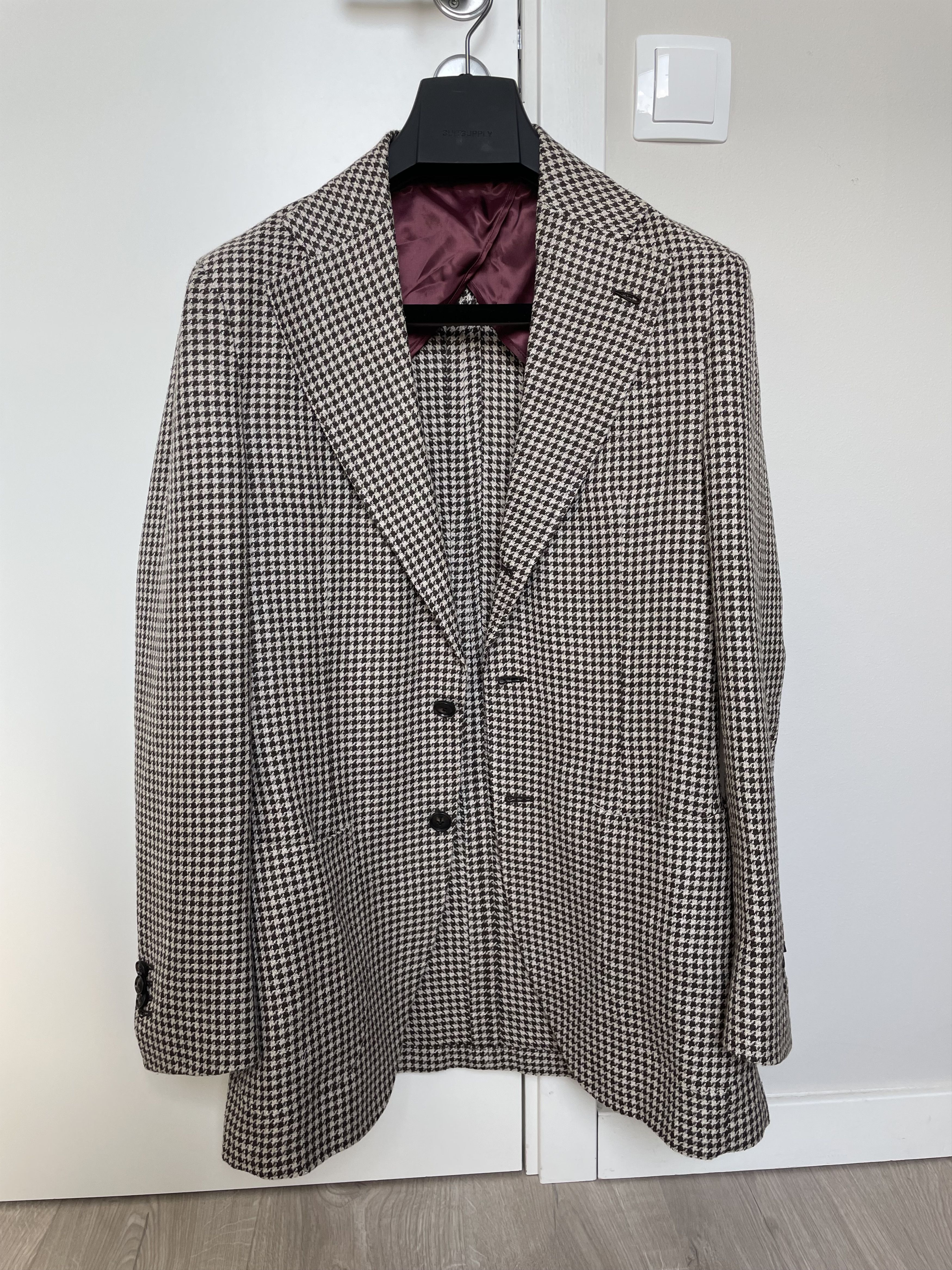 Suitsupply Suitsupply brown hounds tooth jacket, size 36L\90 Size 36R - 1 Thumbnail