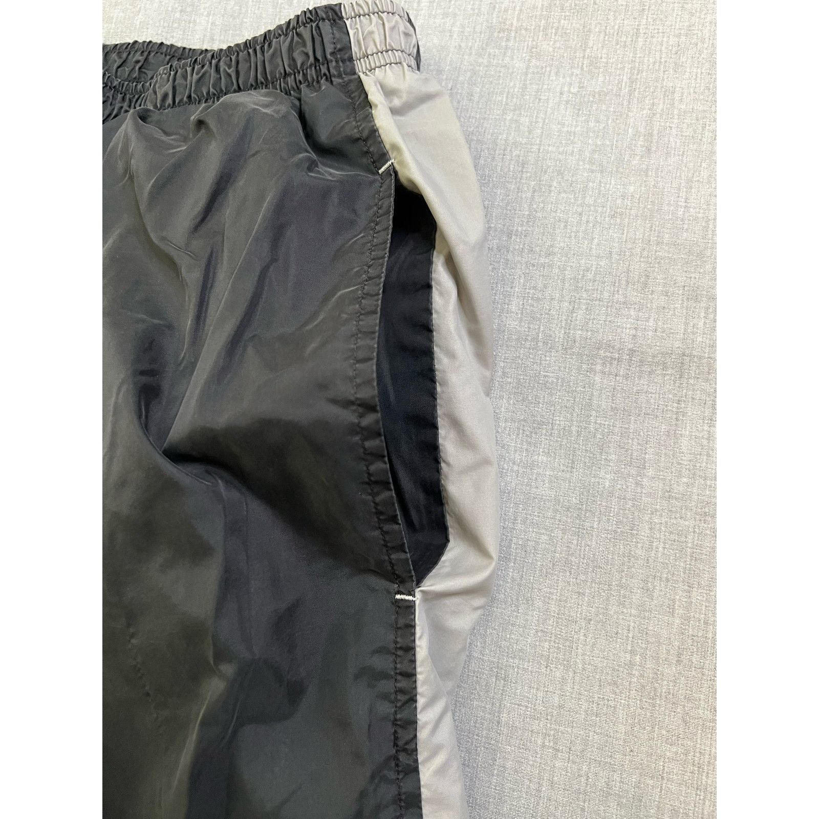 Adidas Vintage 2003 Adidas Mesh Lined Baggy Track Pants Large Size US 31 - 7 Thumbnail