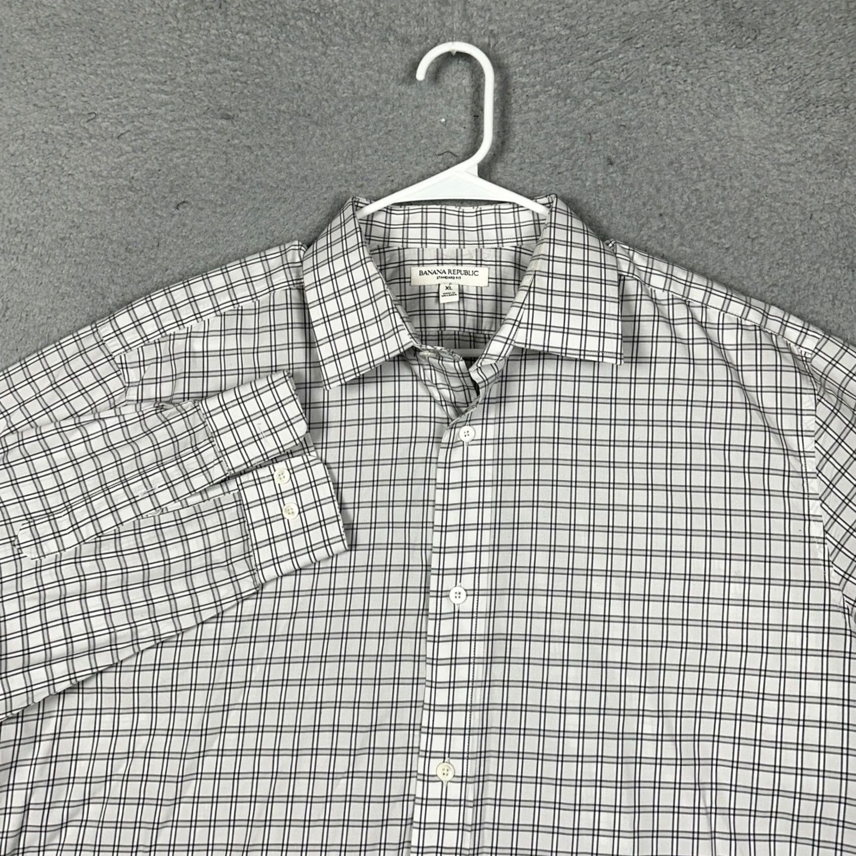 Banana Republic Banana Republic Shirt Mens XL White Black Grid Check Button Up EUC Size US XL / EU 56 / 4 - 3 Thumbnail