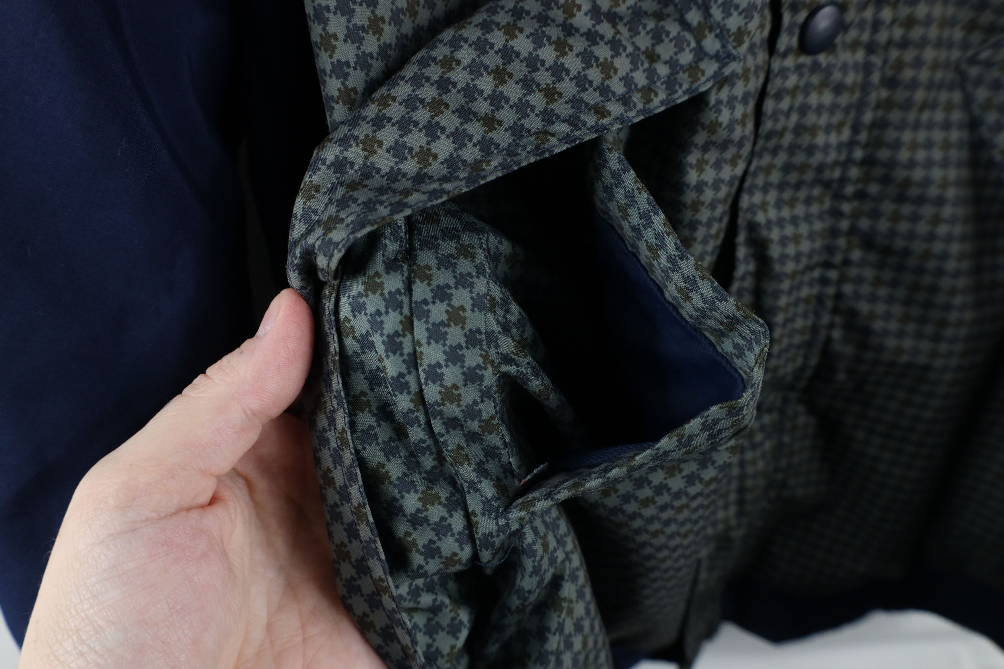 Vintage Vintage 90s Streetwear Waterproof Goretex Houndstooth Jacket Size US XL / EU 56 / 4 - 8 Thumbnail